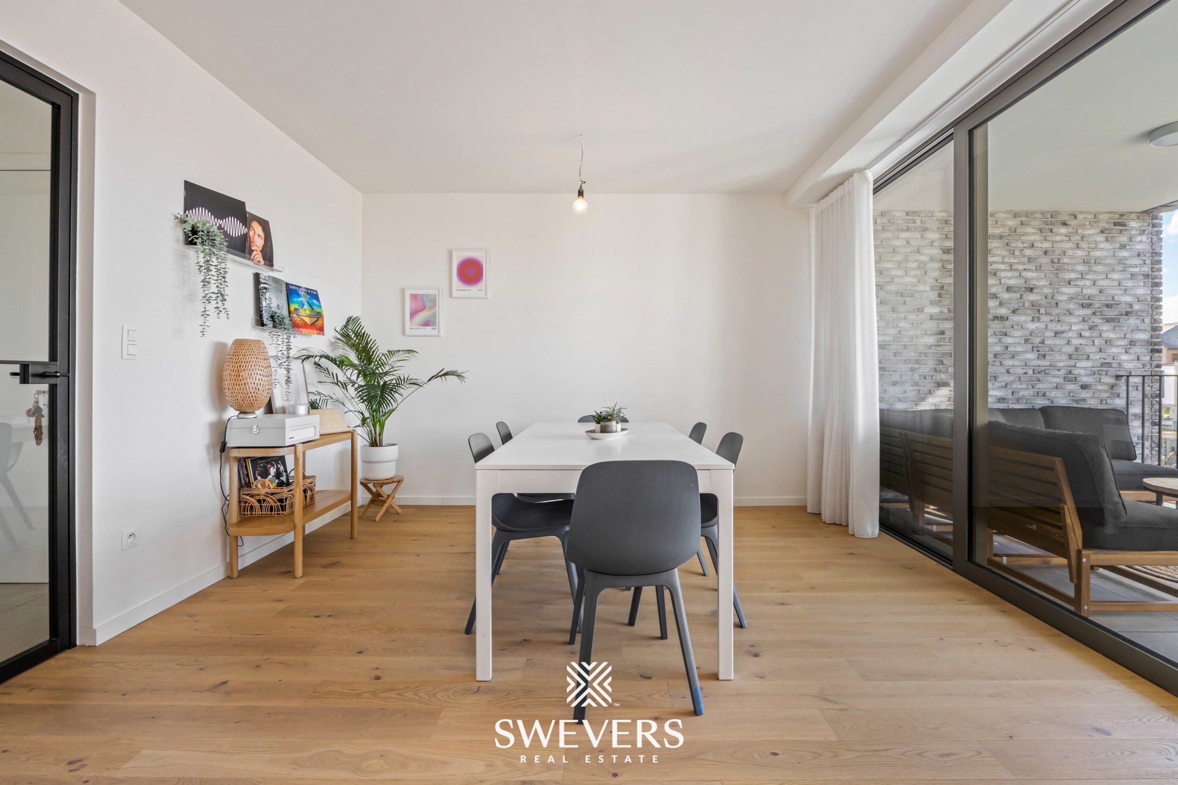 Recent 2 slpk- appartement met autostaanplaats en berging in centrum Beringen foto 11