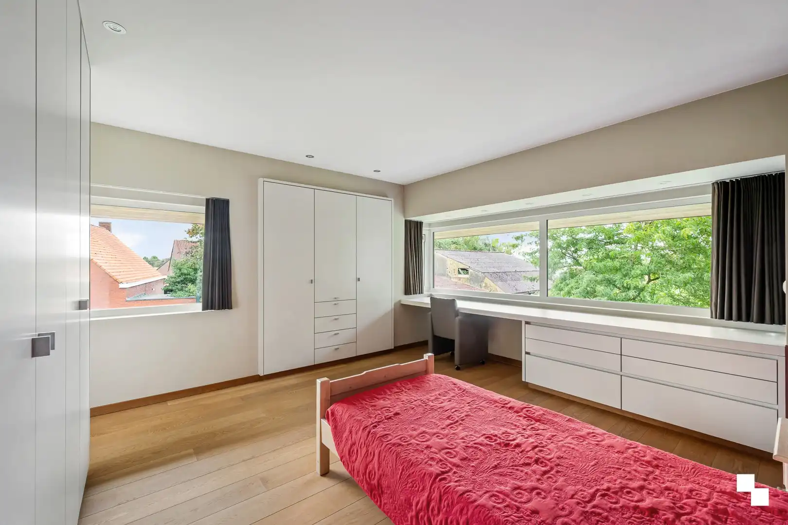 Uitzonderlijk ruime eigendom met 507 m² bewoonbare oppervlakte en weideland foto 27