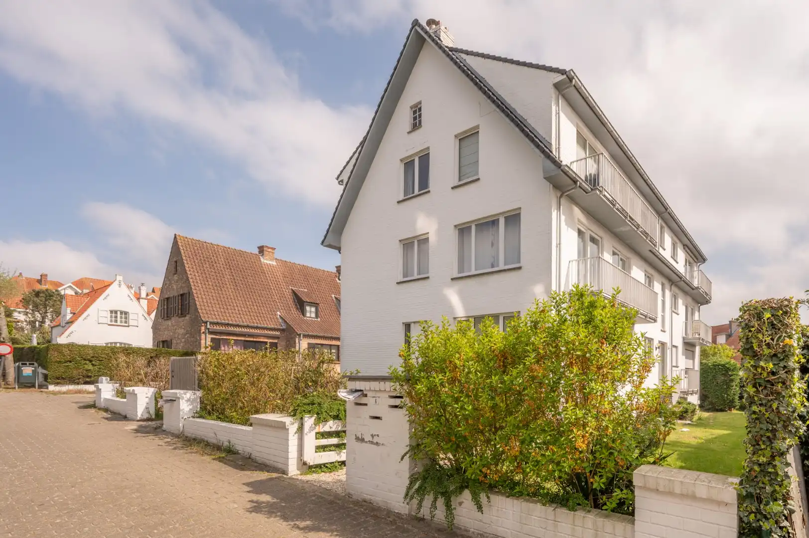 Ruim en comfortabel 3-slaapkamerappartement, gelegen op een uitzonderlijk rustige locatie in Duinbergen foto 20