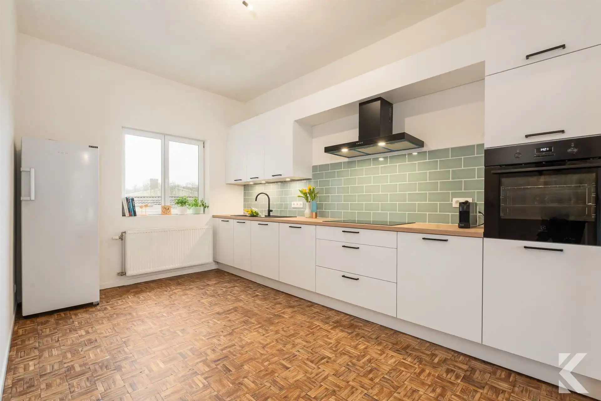 Magnifiek gerenoveerde duplex met 3 slaapkamers + terras!  foto 3