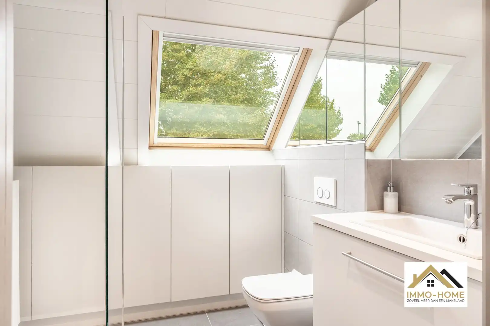 Instapklare woning op zeer centrale ligging! foto 18