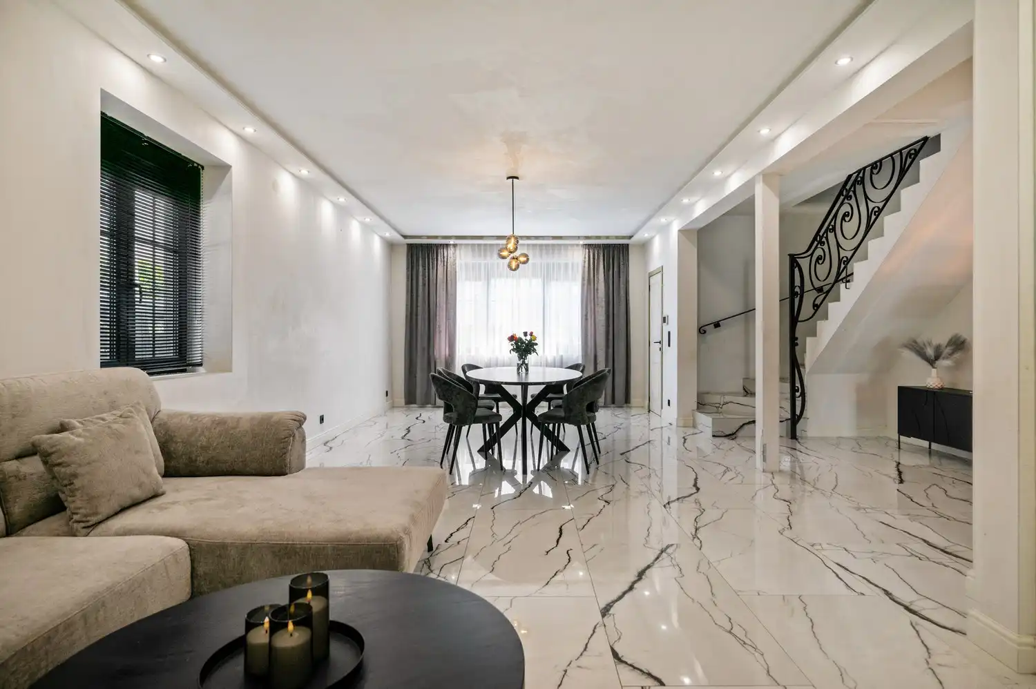 Gerenoveerde woning met 5 slpkrs, en magazijn te Keerbergen foto 4