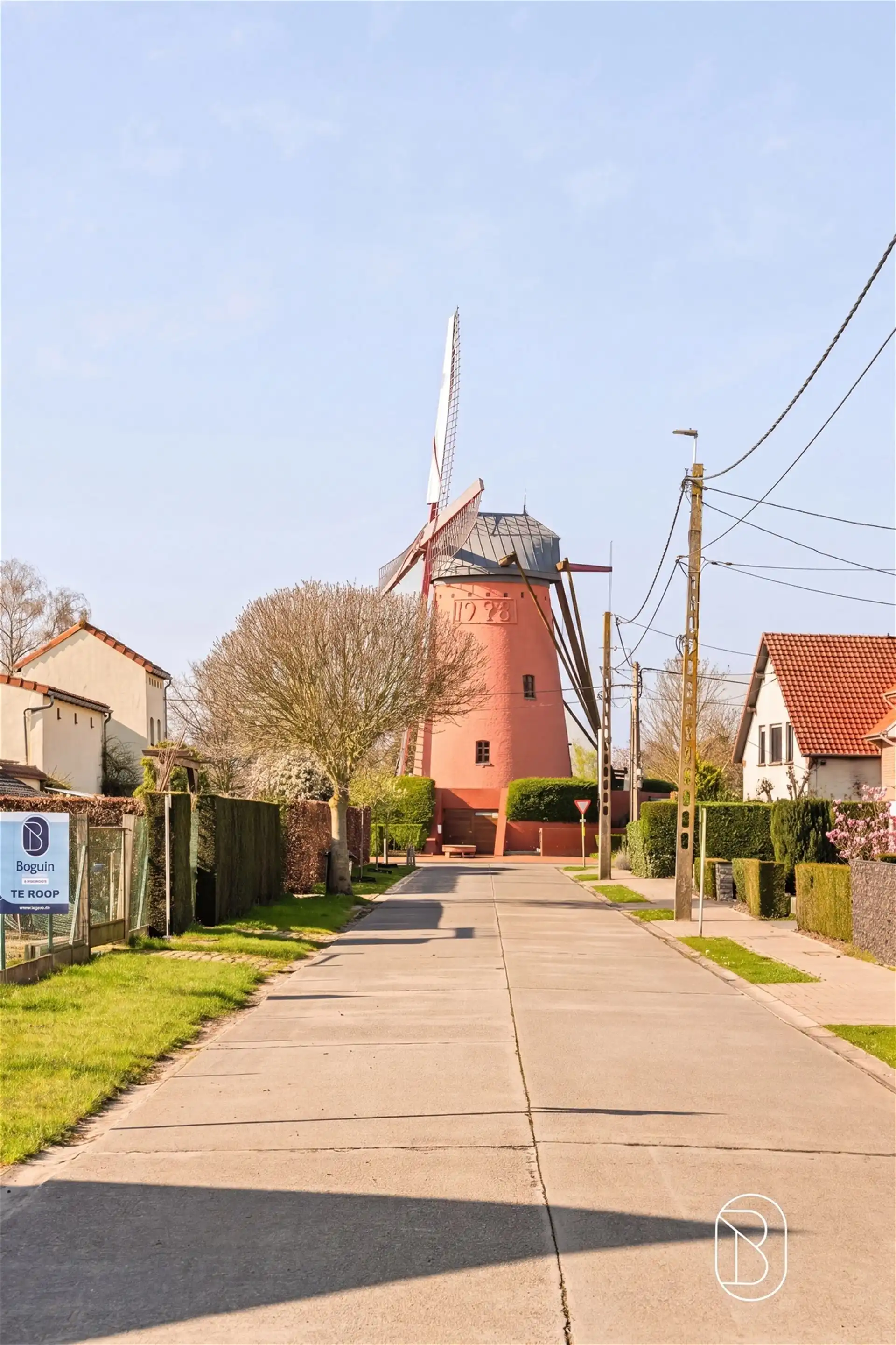 Bouwgrond 756m² voor villa, in Outrijve foto 3