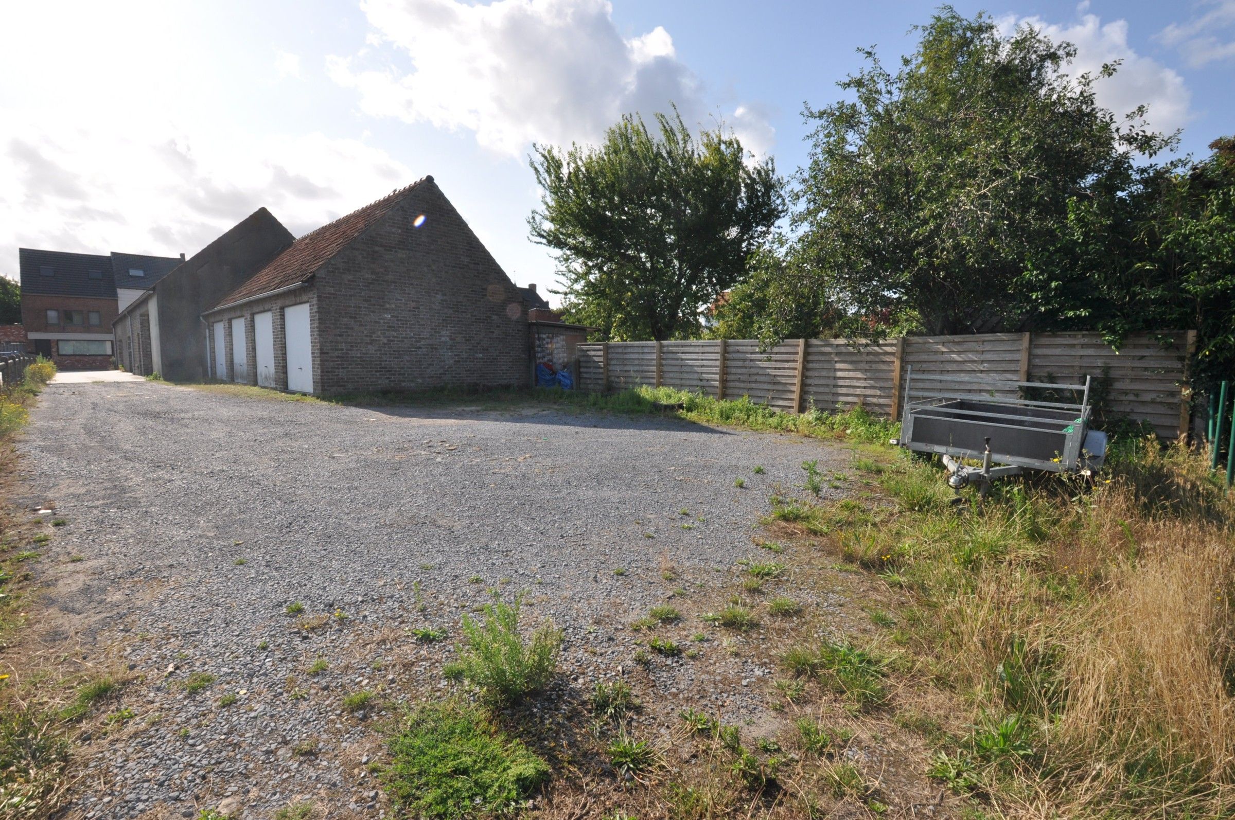 Opslagplaats /garage / magazijn foto 3