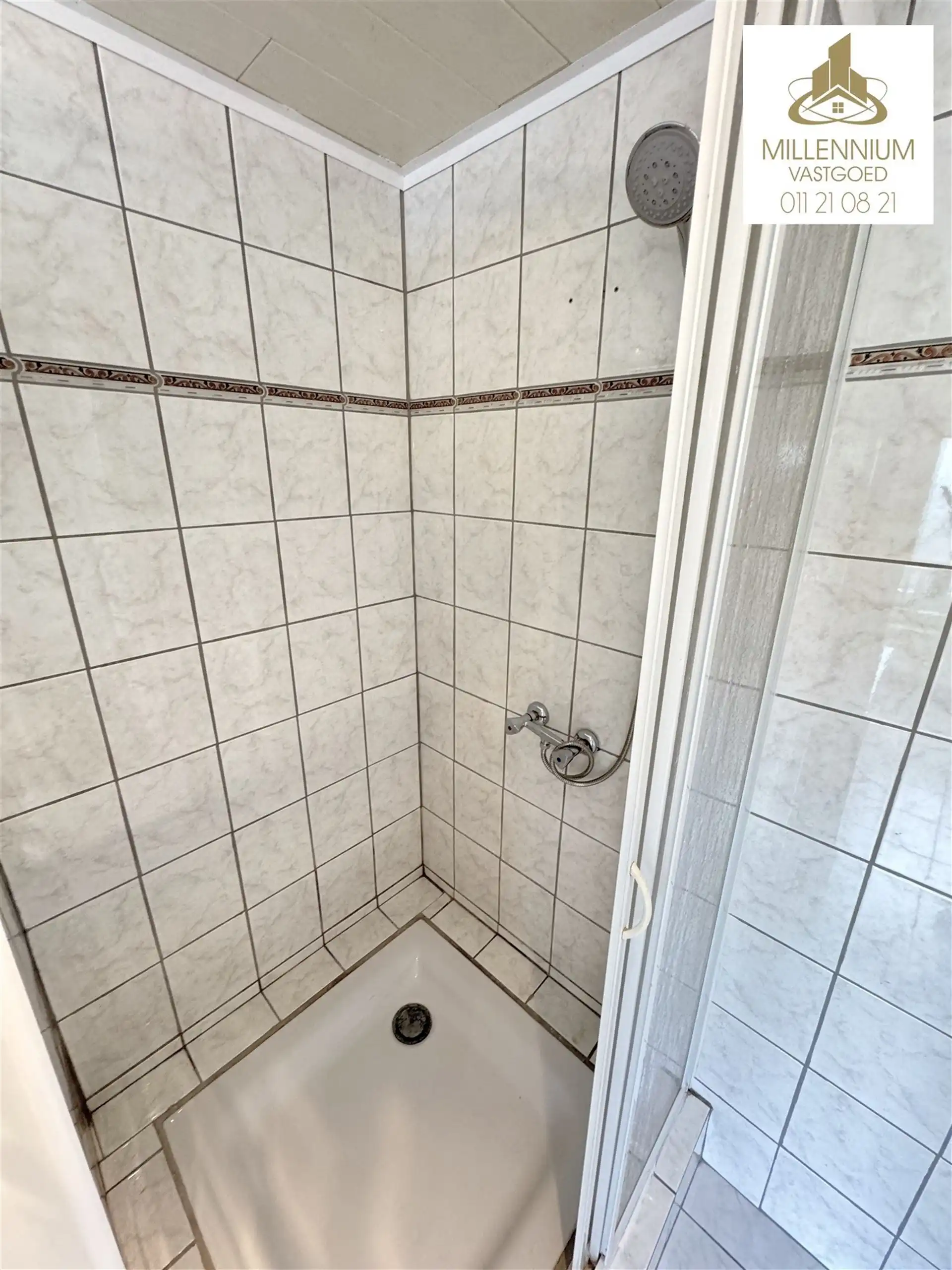 Ruime 4-Slaapkamerwoning en 2 Badkamers in Diepenbeek foto 22