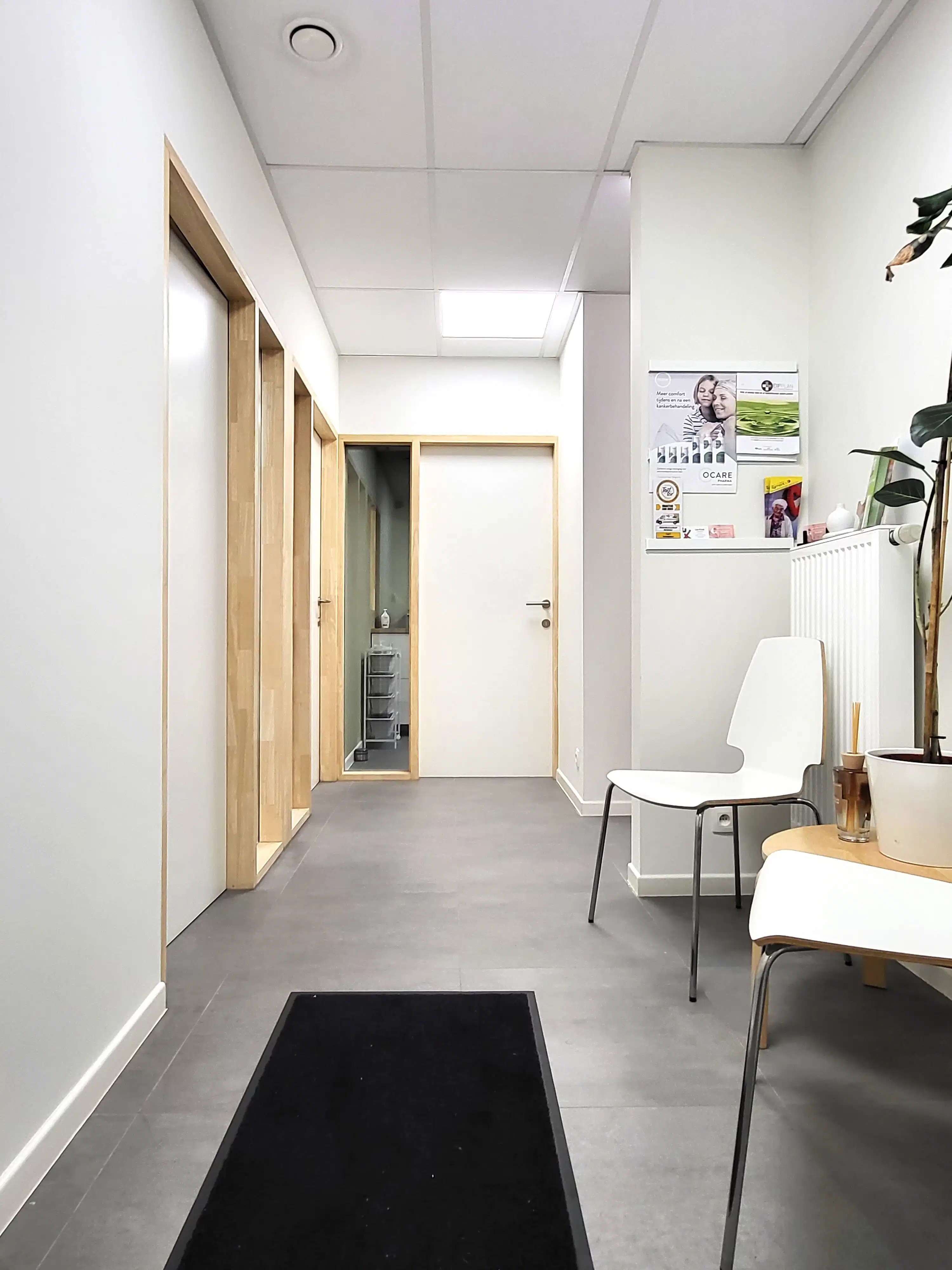 Modern handelspand (2017) op topligging in Zottegem! foto 3