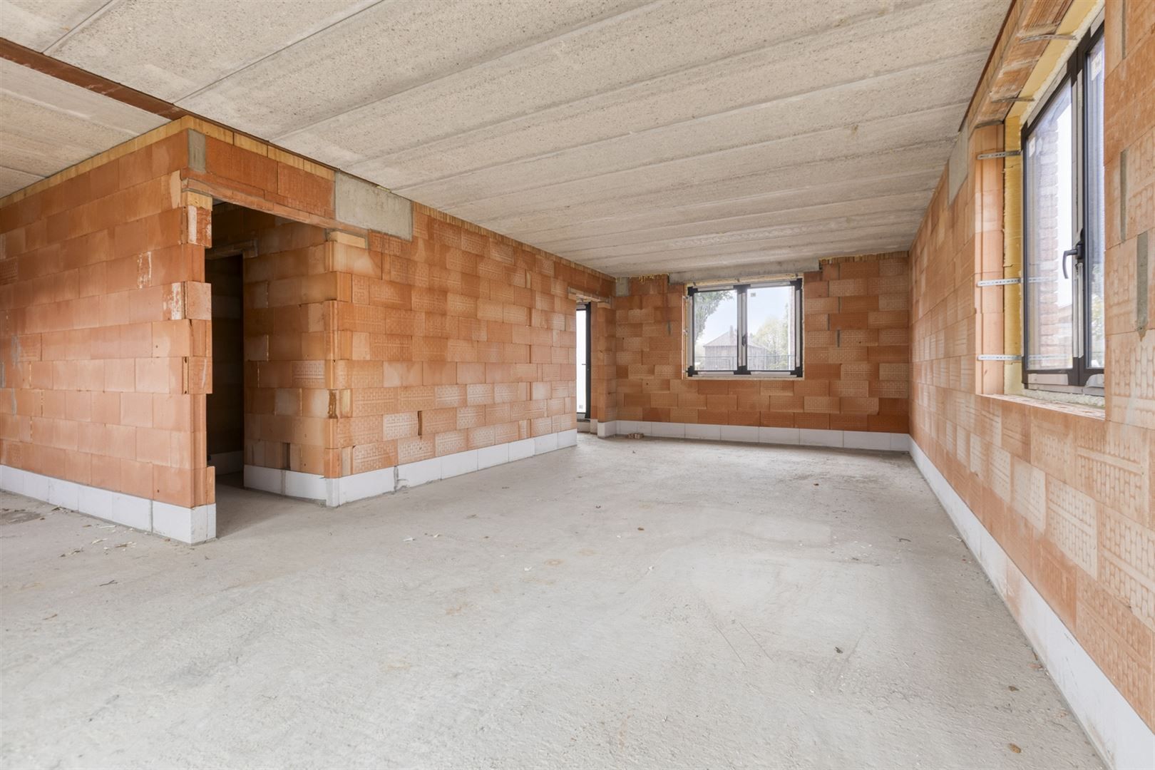TE KOOP: Halfopen CASCO-nieuwbouwwoning met 4 slaapkamers! foto 6