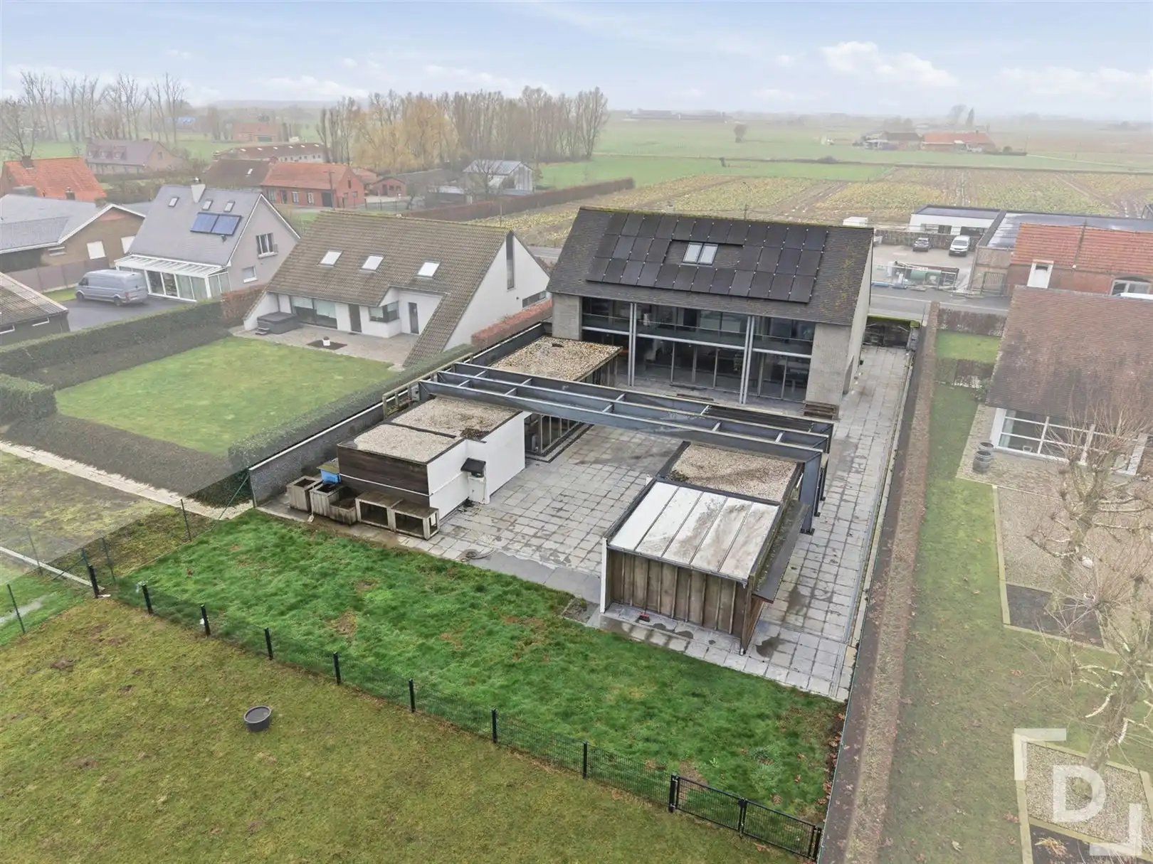 Luxueuze en energiezuinige villa met hoogwaardige afwerking foto 44