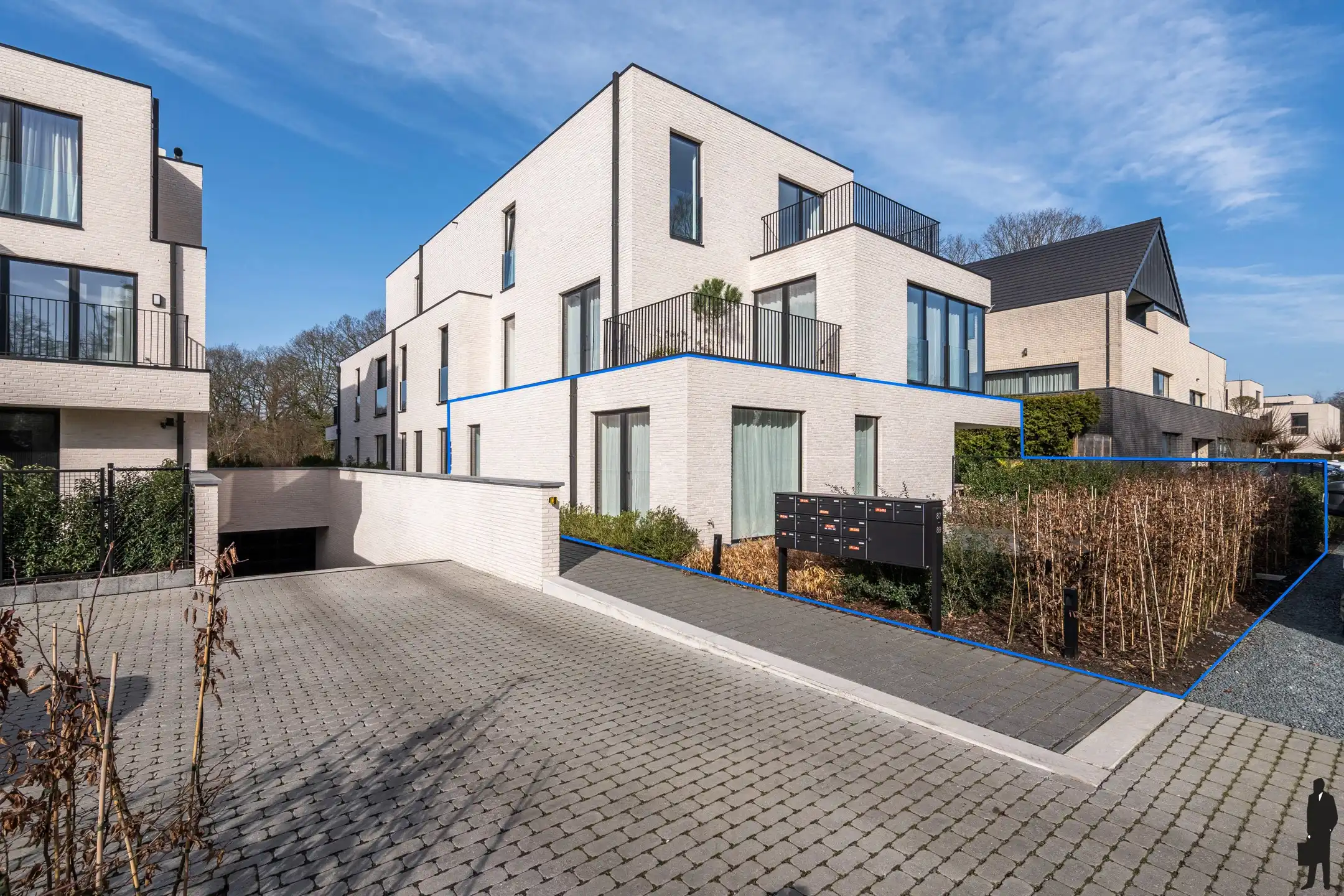 Gelijkvloers app met terras en tuin in ’s-Gravenwezel foto 13