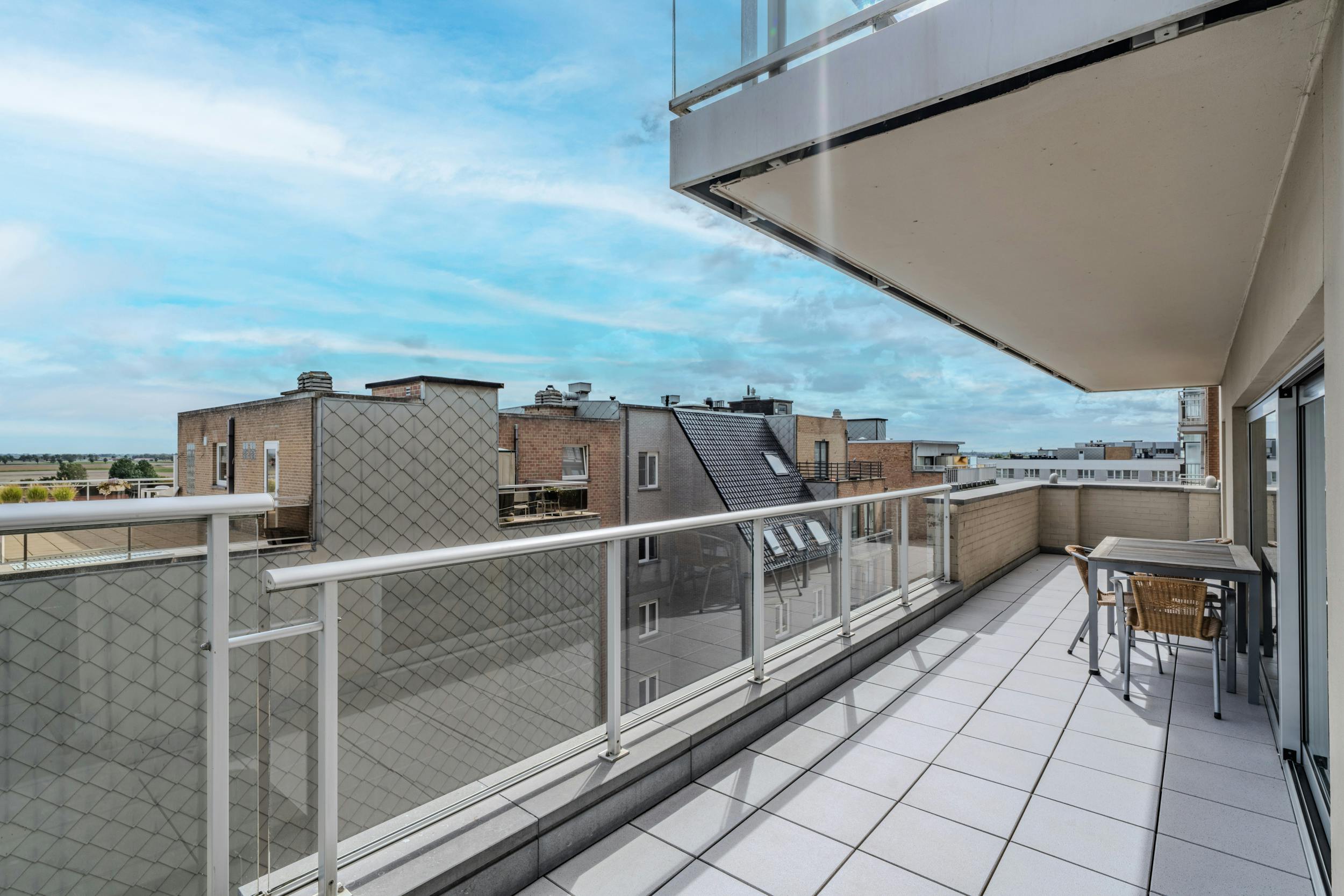 Prachtig hoekappartement met 1 slaapkamer en zijdelings zeezicht te koop te Middelkerke! foto 8