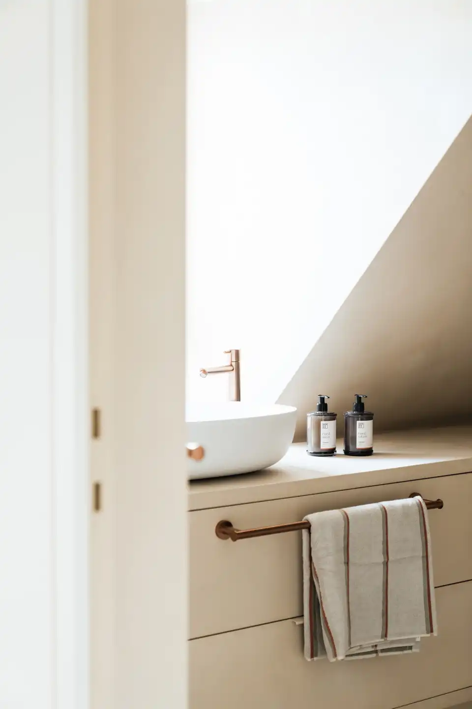 Sublieme zonnige penthouse met ruime terrassen en zijdelings zeezicht foto 25
