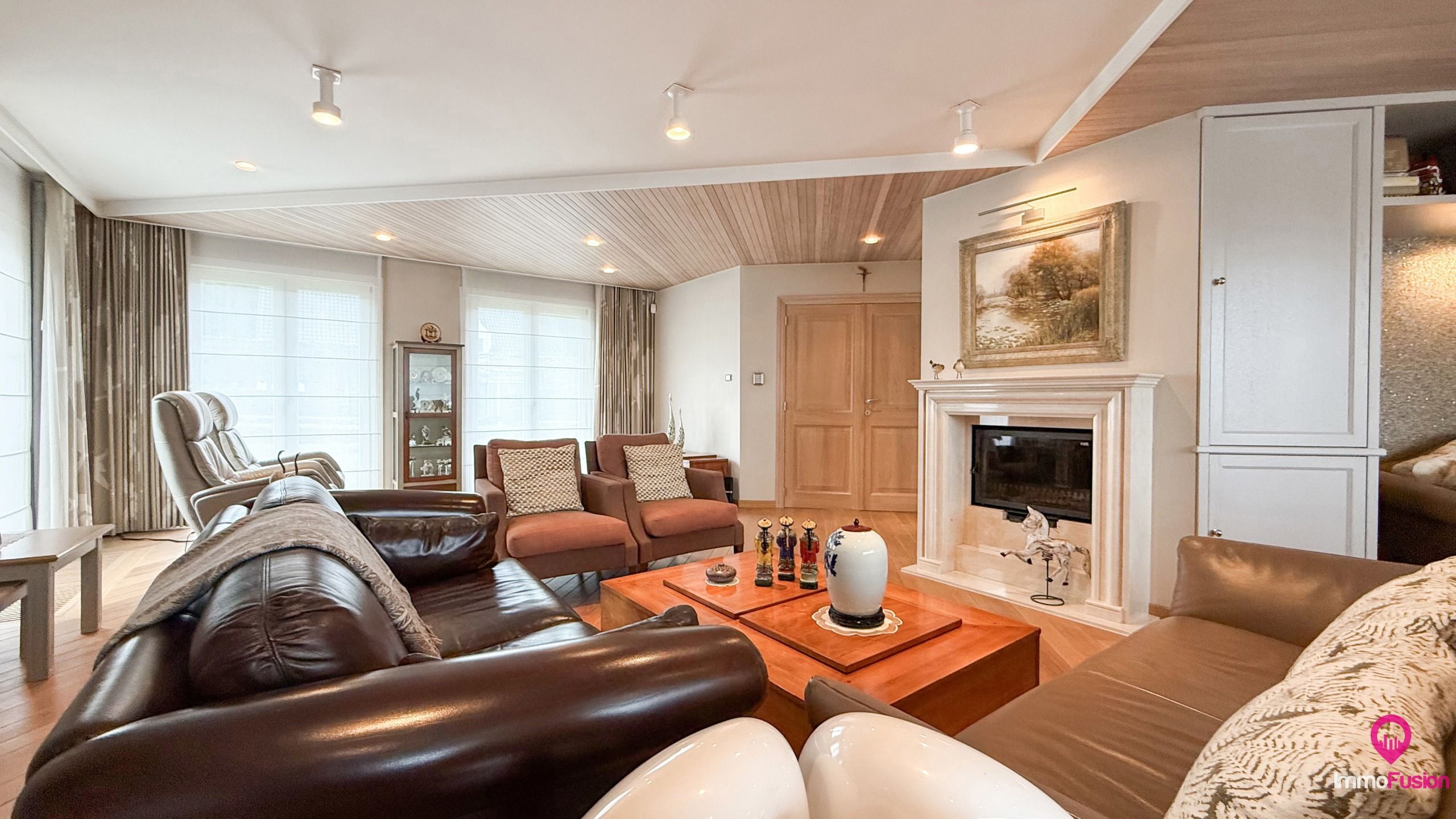 Prachtige villa met 4 slaapkamers te koop in Houthalen! foto 2