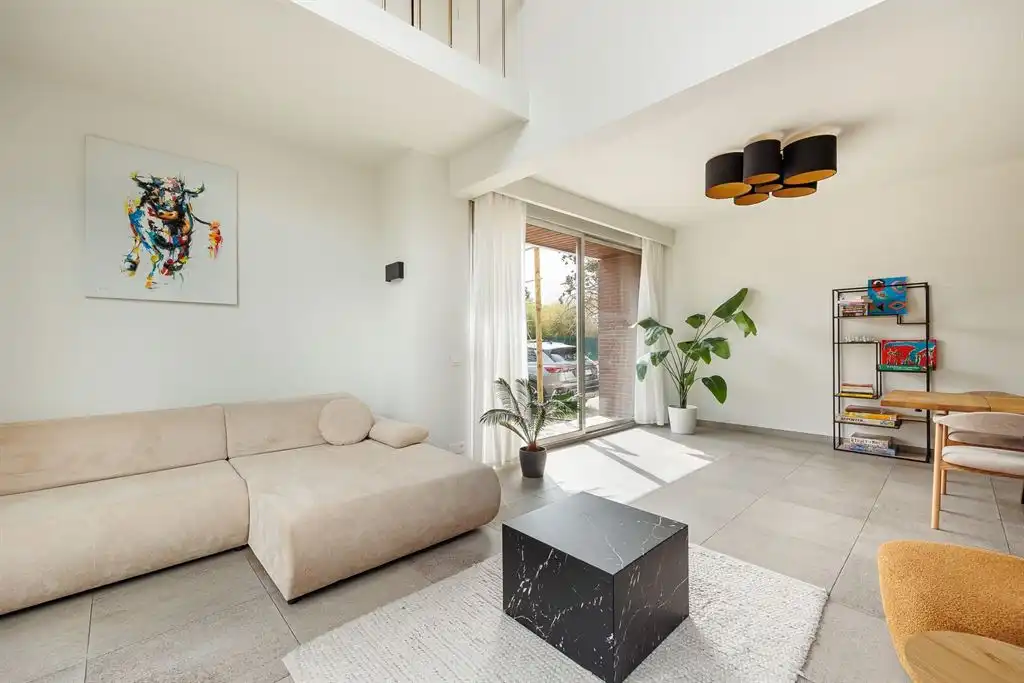 Unieke jaren 80-woning met ruime tuin foto 11
