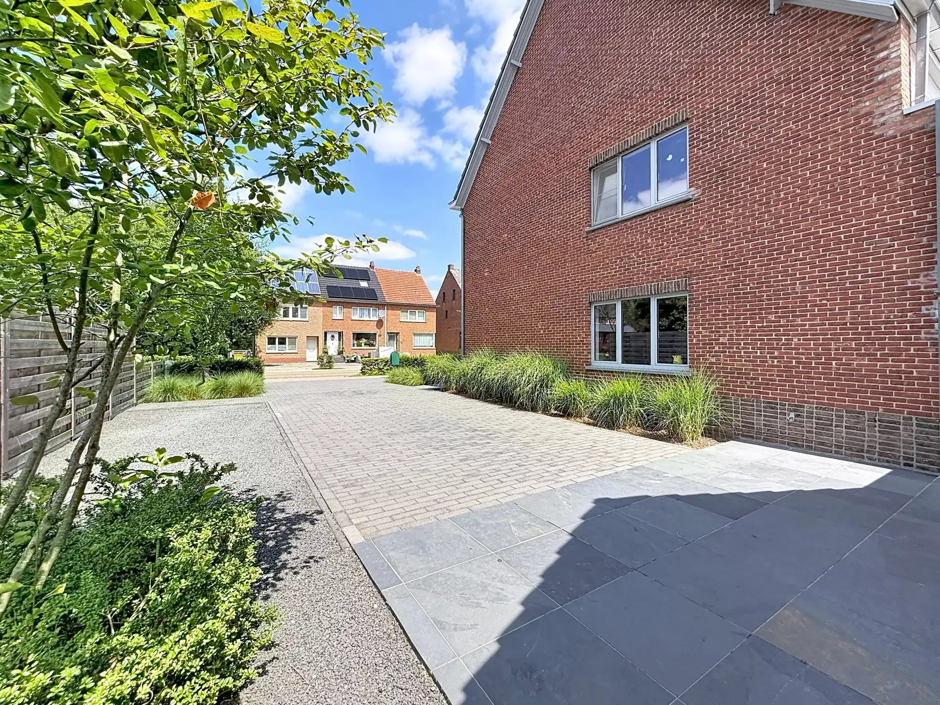Verrassend ruime instapklare woning met 3 slaapkamers op een mooi perceel. foto 49
