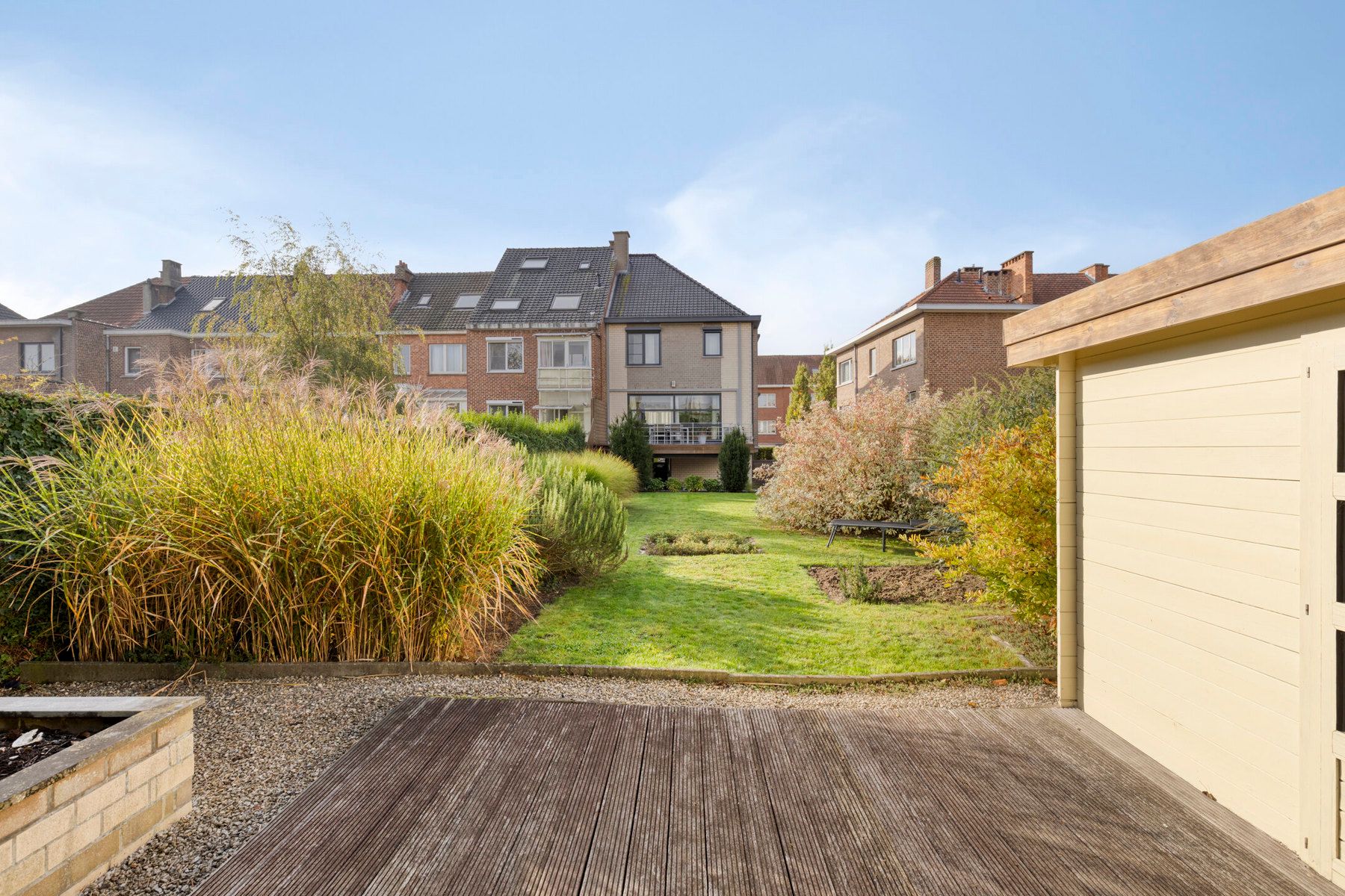 Ruime woning met 4 slaapkamers, garage en tuin foto 23