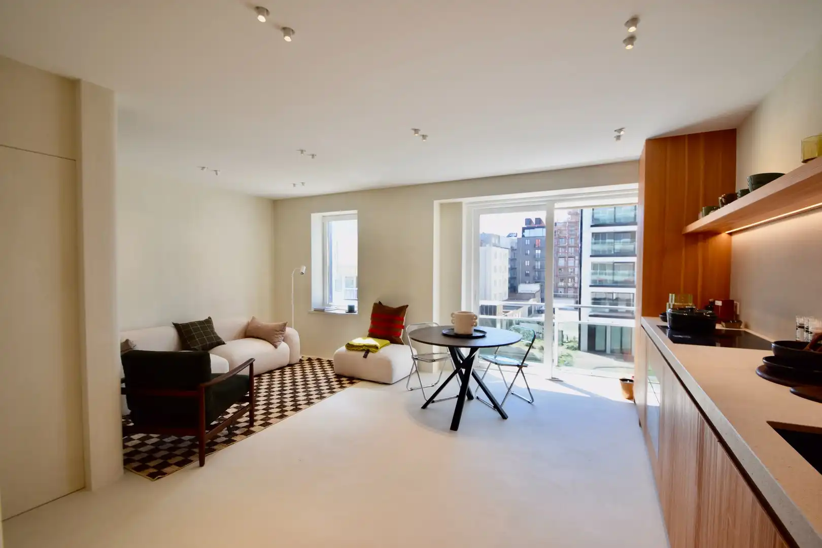 Gerenoveerd appartement genietend van lateraal zeezicht gelegen hartje Het Zoute foto 6