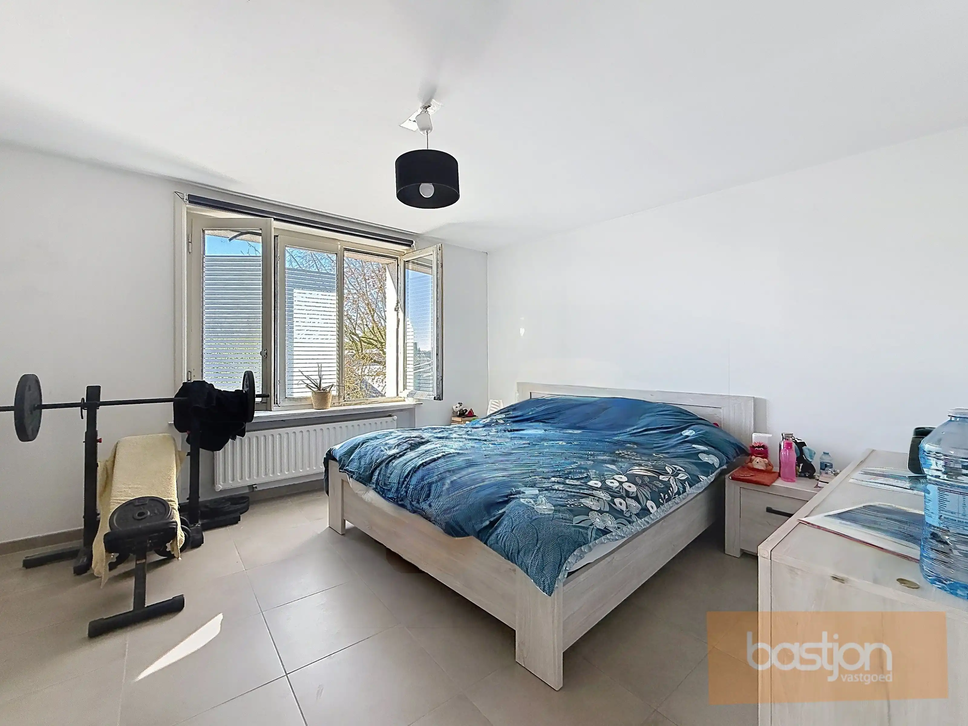 Duplex appartement met garage. foto 5