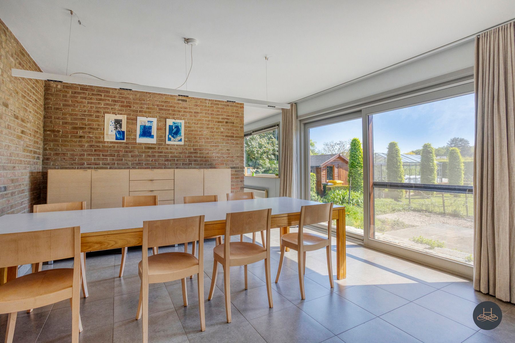 Vrijstaande woning met prachtig aangelegde zuidgerichte tuin foto 8
