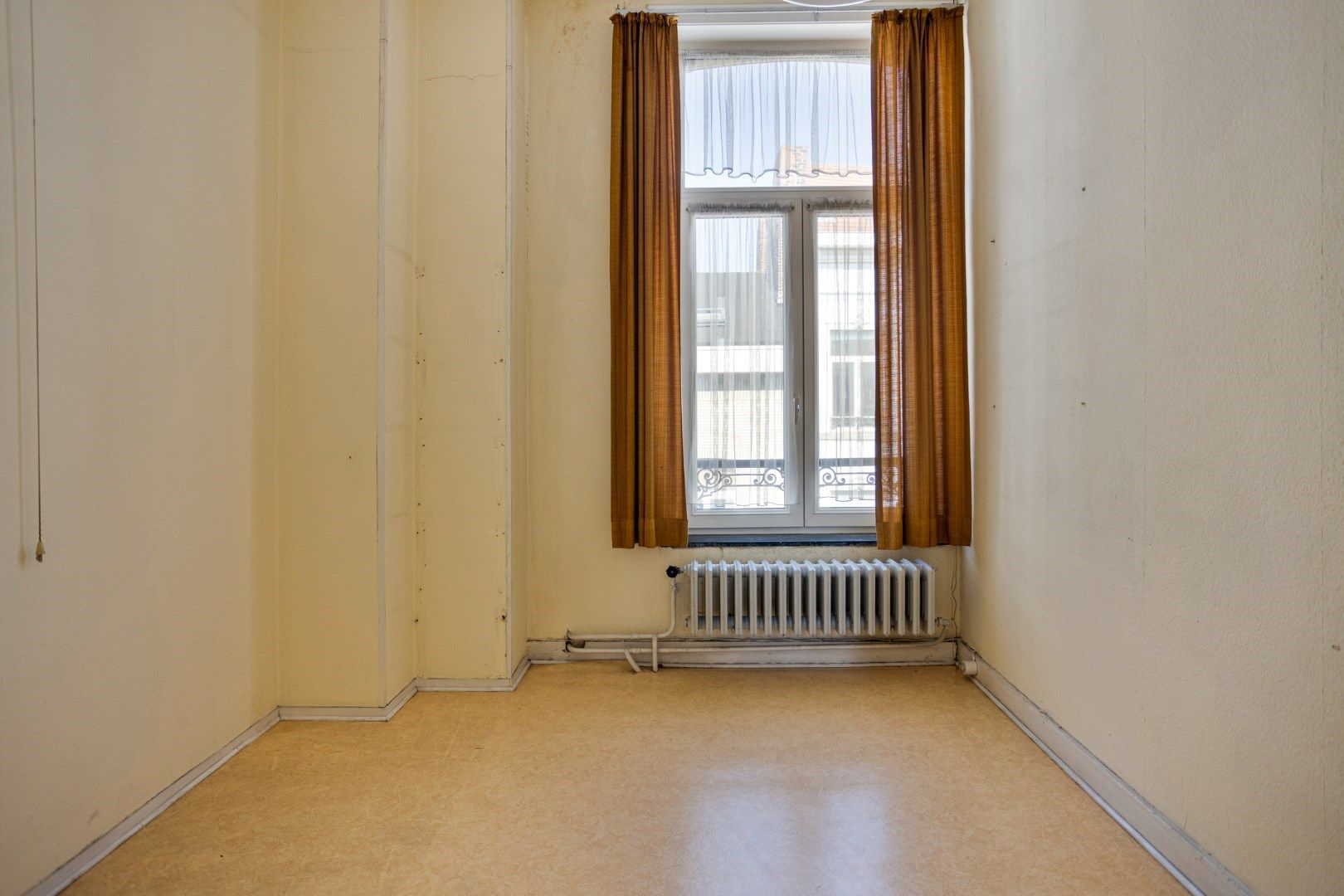 Ruime herenwoning met 8 slaapkamers, ruime tuin en garage in het centrum van Leuven – EPC 316 kWh/m² - bewoonbare opp. 283 m² foto 22