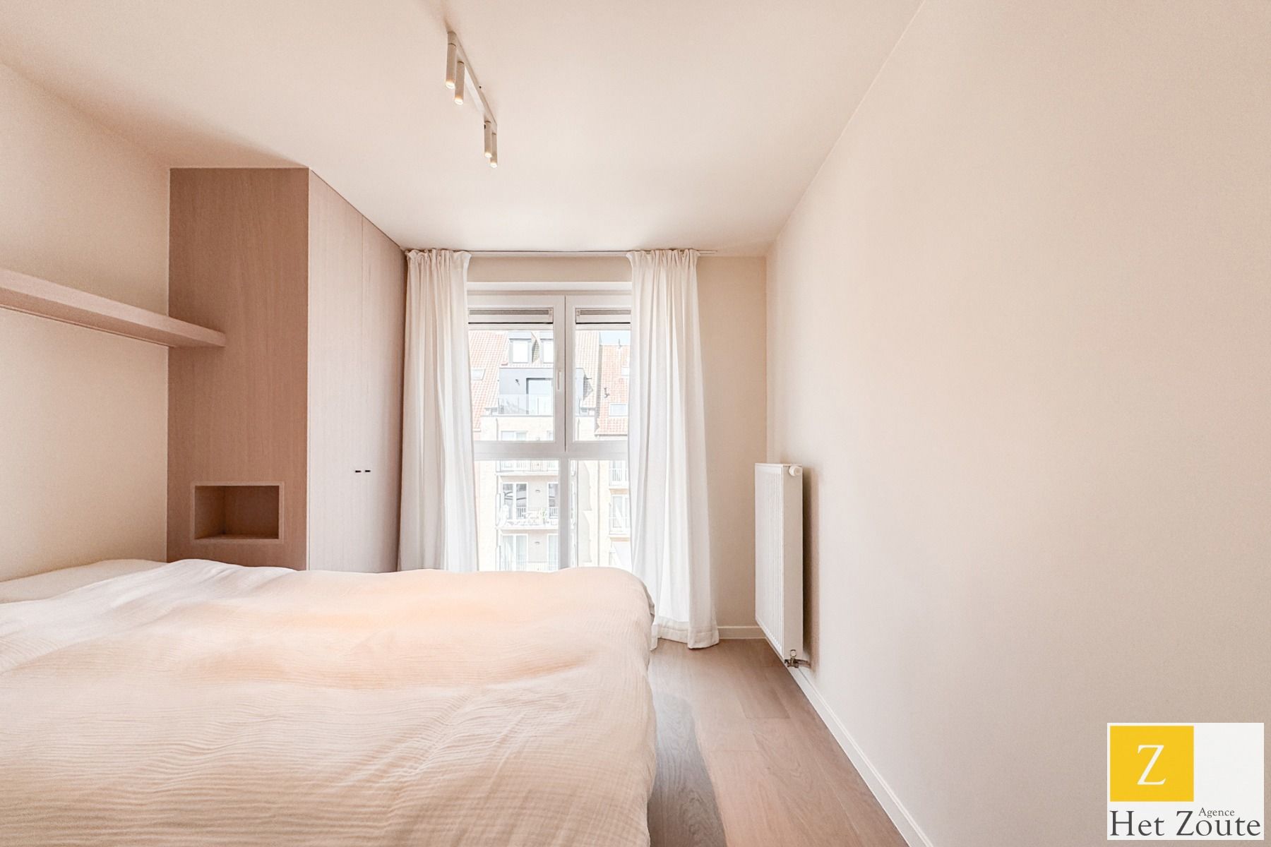 Gerenoveerd duplexappartement met ruim terras foto 19