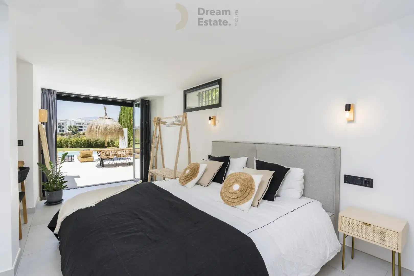 Een mooie ruime villa in de exclusieve afgesloten gemeenschap van Puerto del Capitán, Nueva Andalucia. foto 23