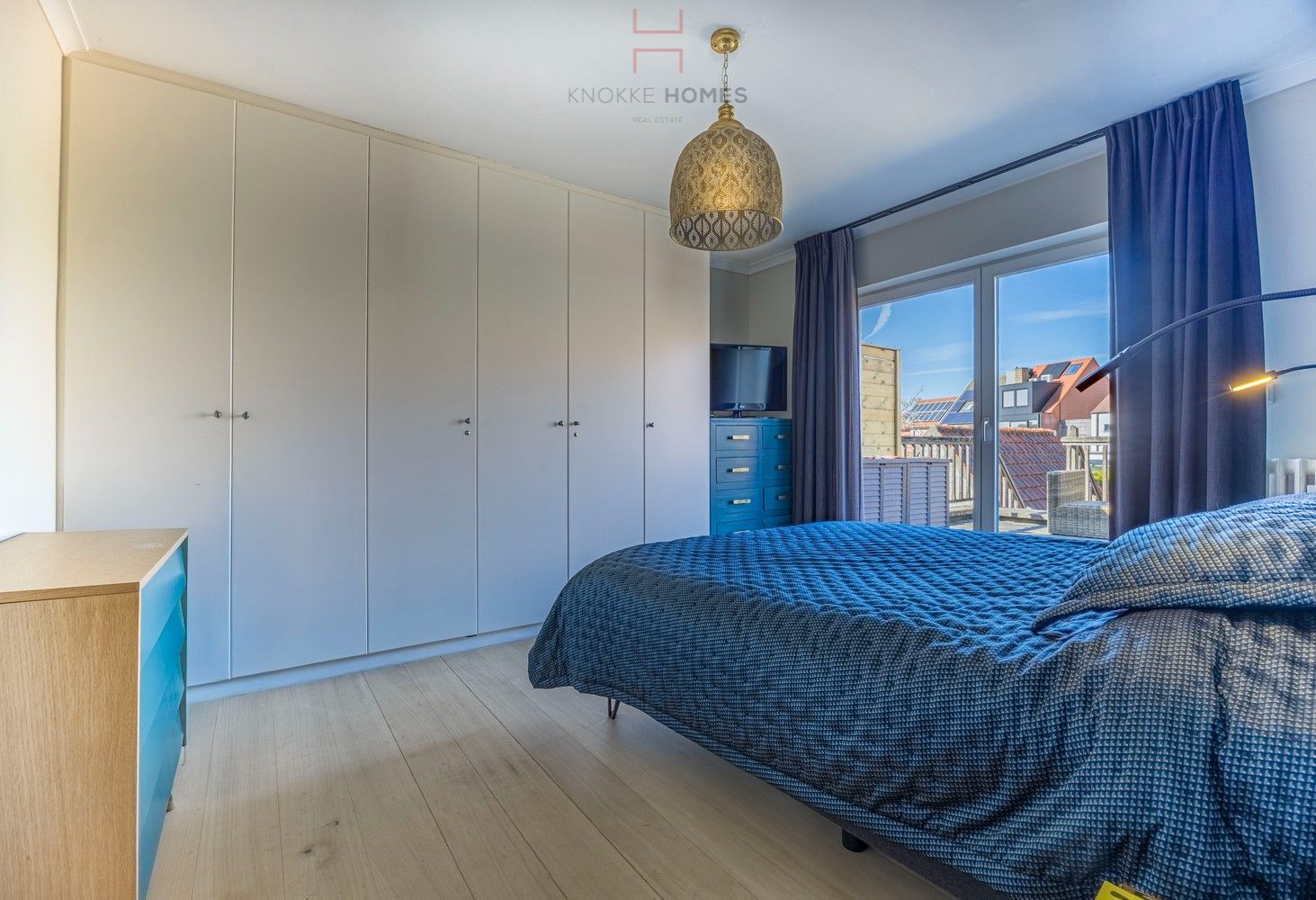 Instapklare halfopen woning in Oud-Knokke met 3 slaapkamers en private parkeerplaats voor twee wagens foto 18