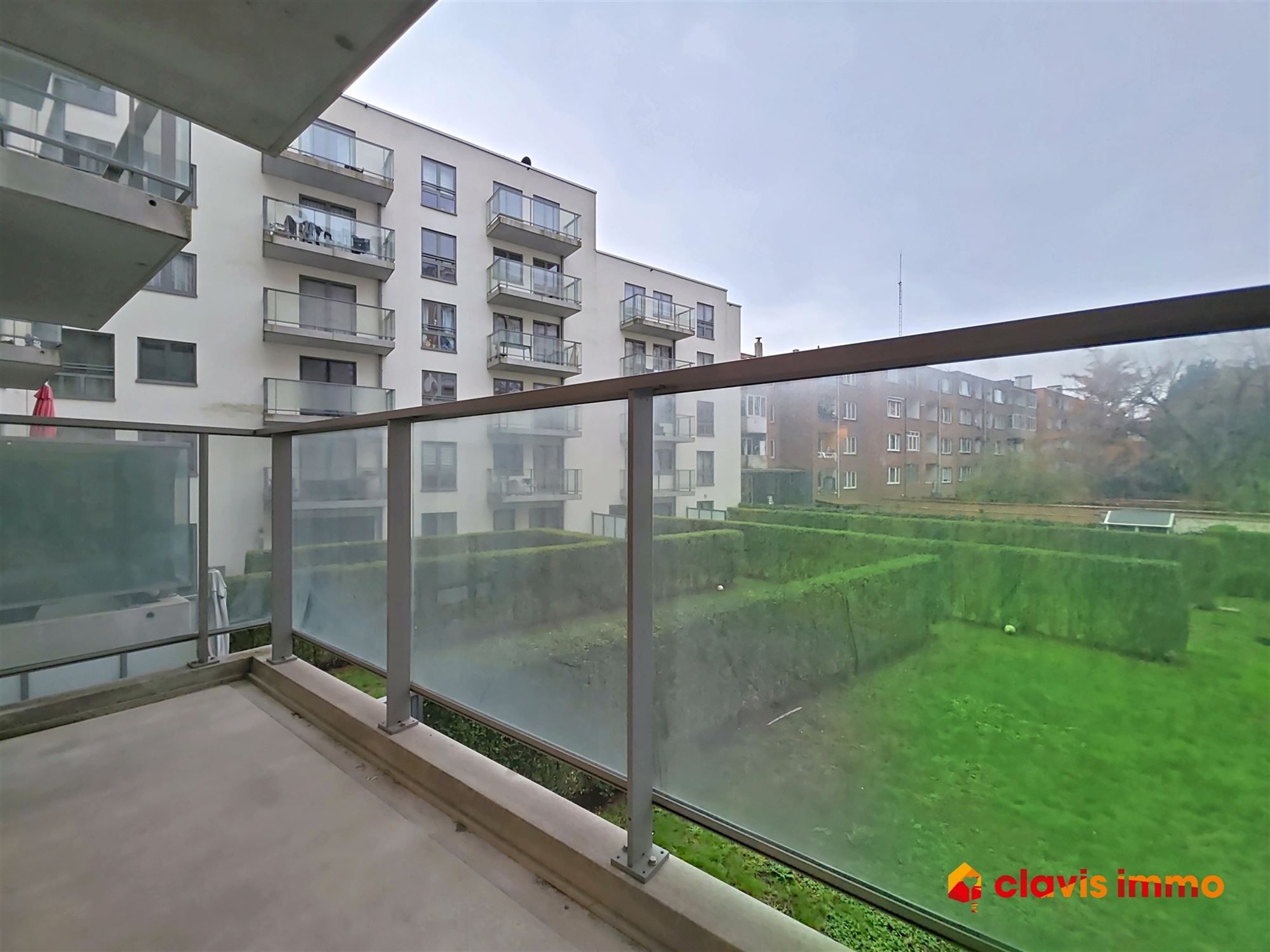 Studio met mooi terras foto 8