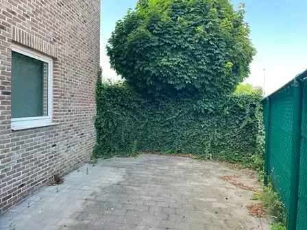 Centraal en rustig gelegen praktijk-/kantoorruimte foto 15
