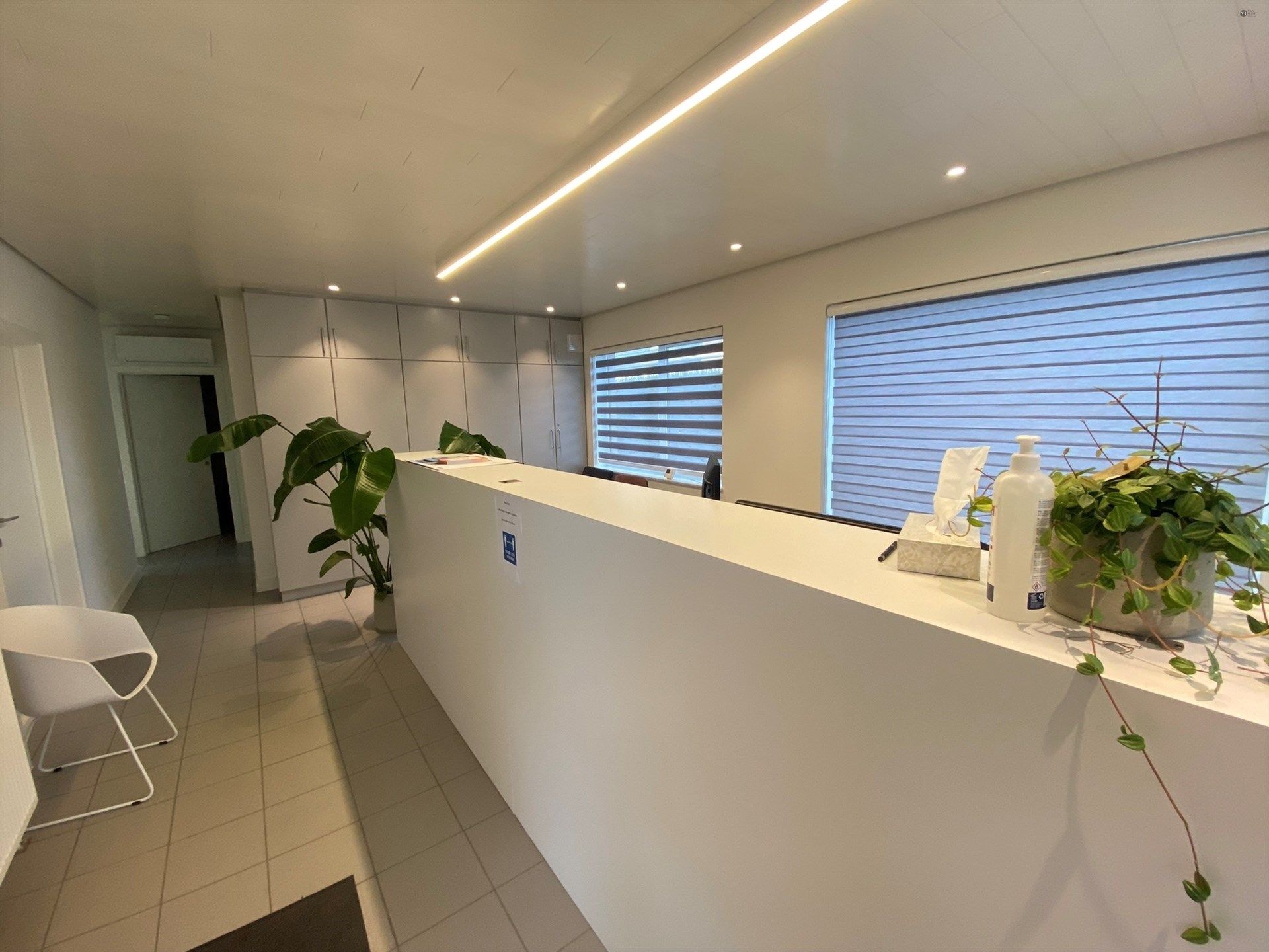 Instapklare kantoorruimte foto {{pictureIndex}}