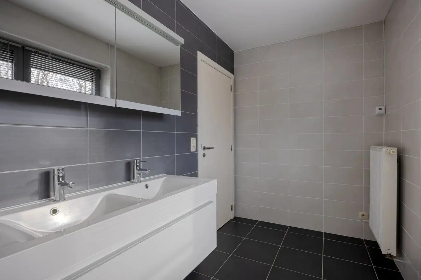 Knap appartement met 2 grote terrassen te Riemst-Zichen foto 20