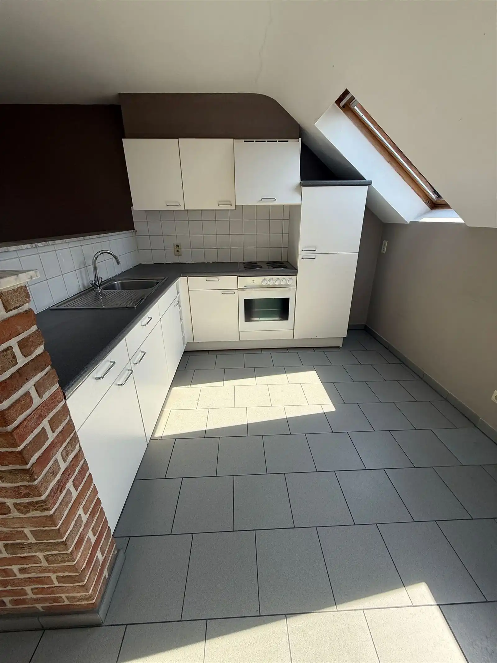 Appartement met 2 slaapkamers + garagebox  te Halle foto 13