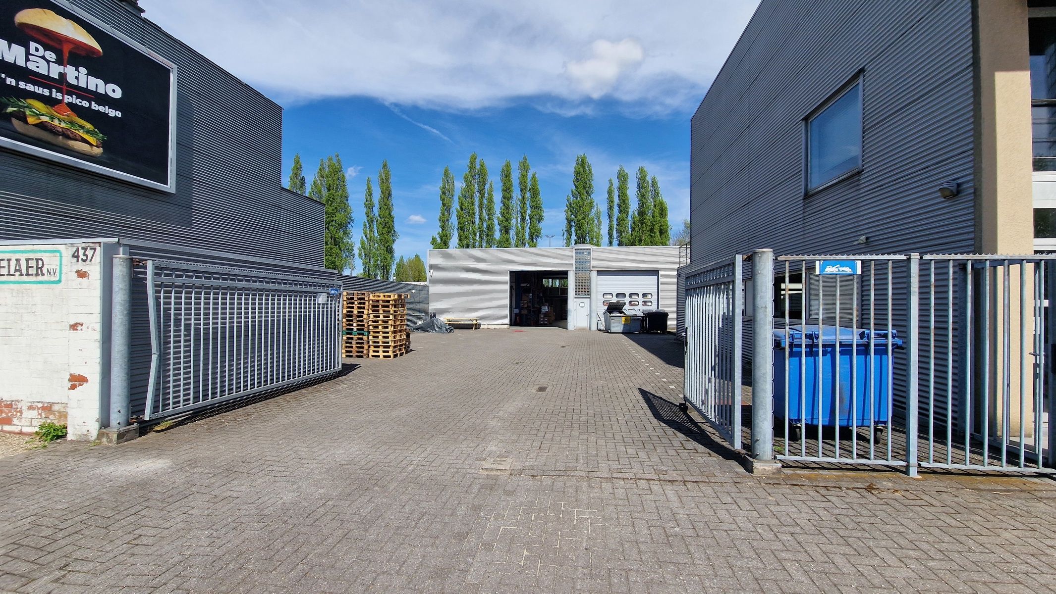 Grote magazijnruimte/atelier met kantoor te koop in Deurne  foto 172
