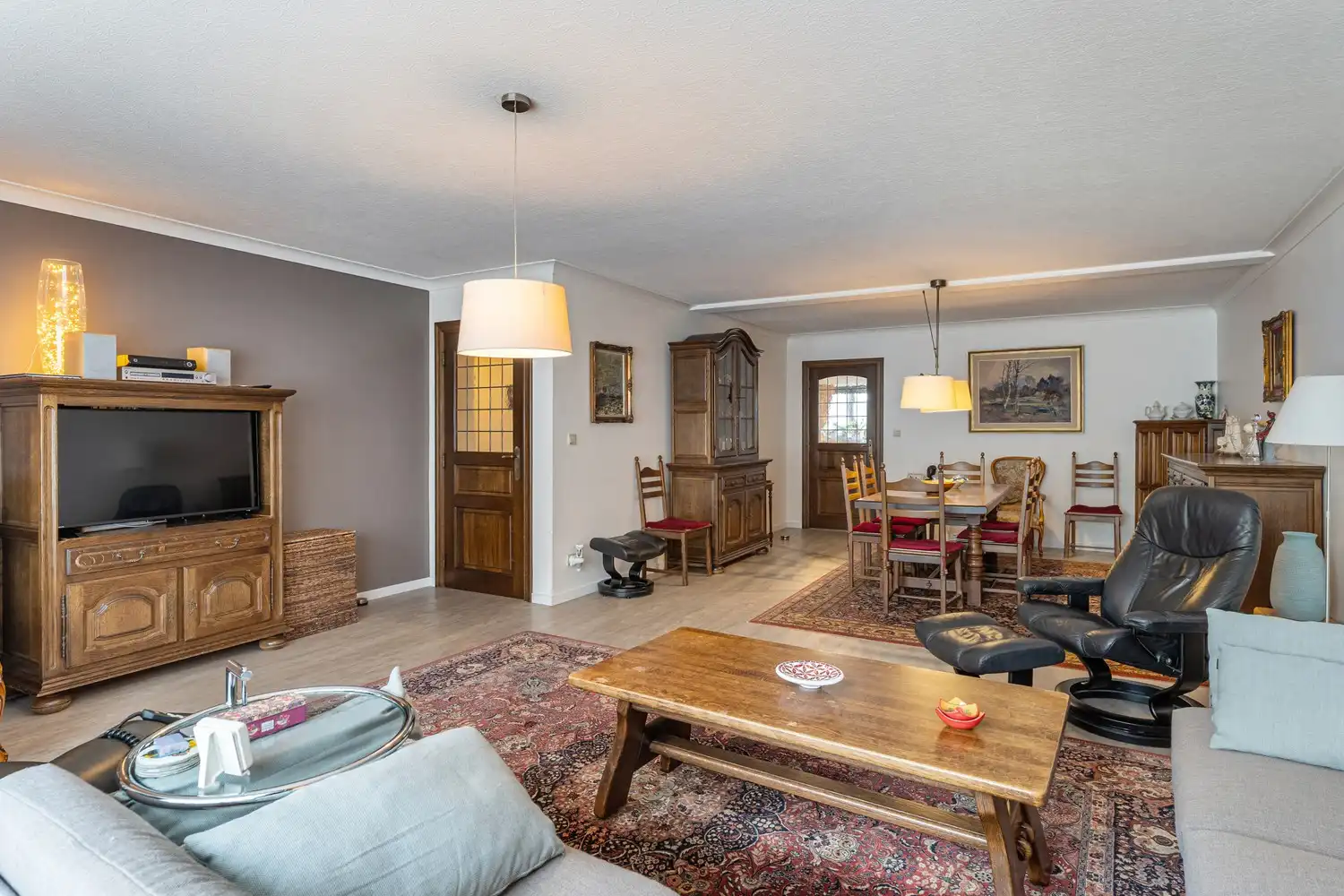 Opbrengsteigendom in het hartje van Houthalen centrum! (8 entiteiten) foto 16