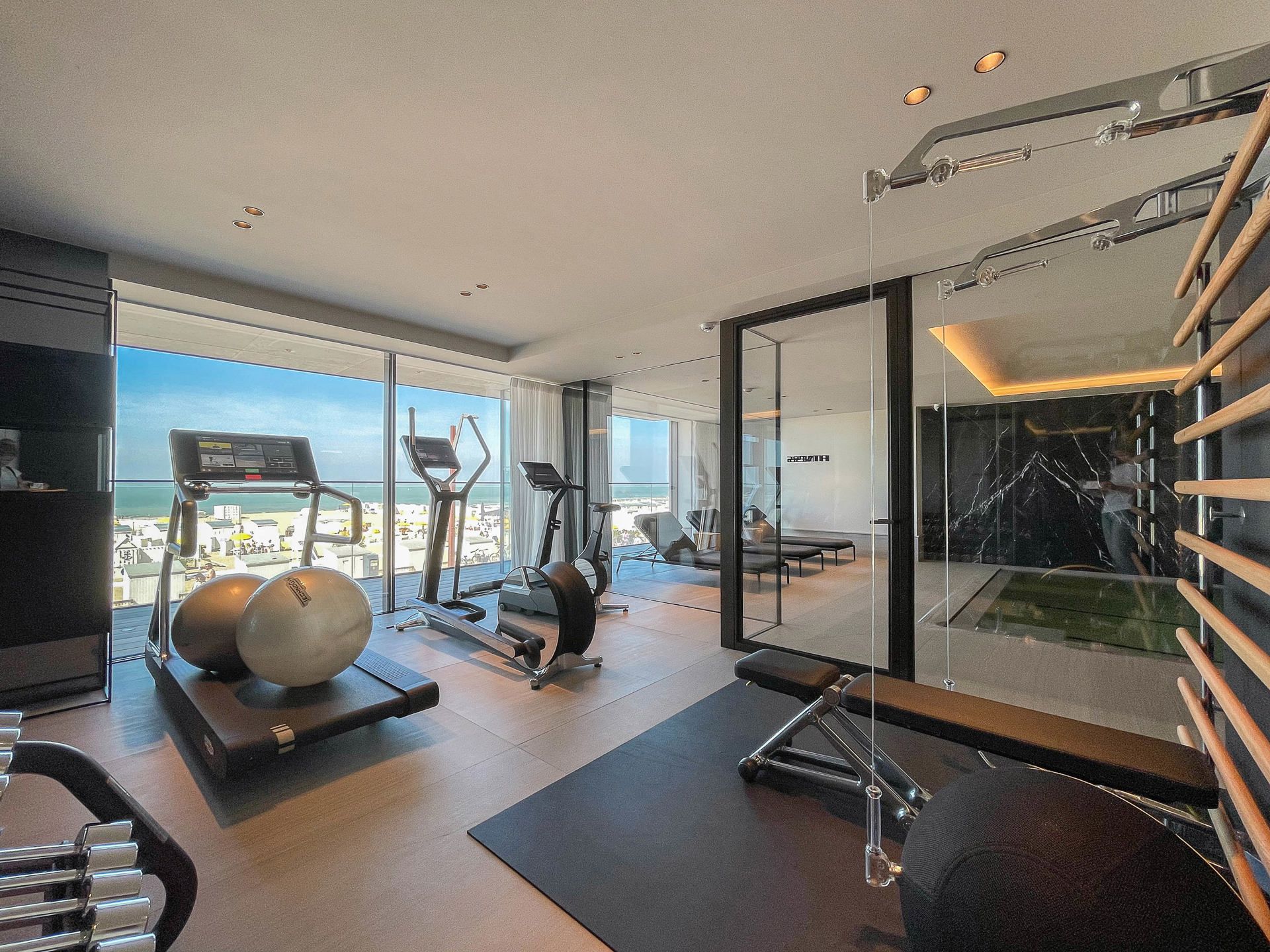 ONE CARLTON – Knokke-Zoute / ZEEZICHT foto 11