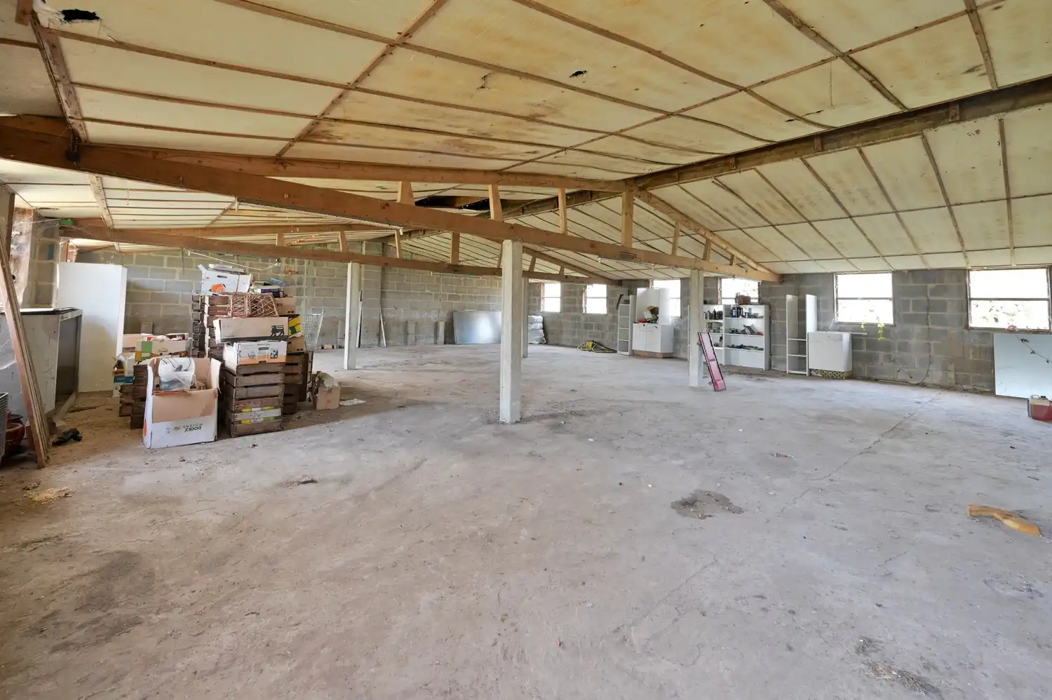 Prachtig gerenoveerde villa woning, gelegen in een rustige straat met bijgebouw 500m² foto 23