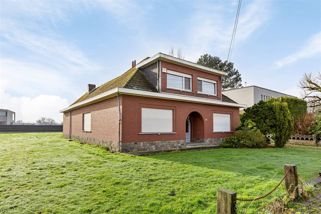 Te renoveren woning op een toplocatie foto 24