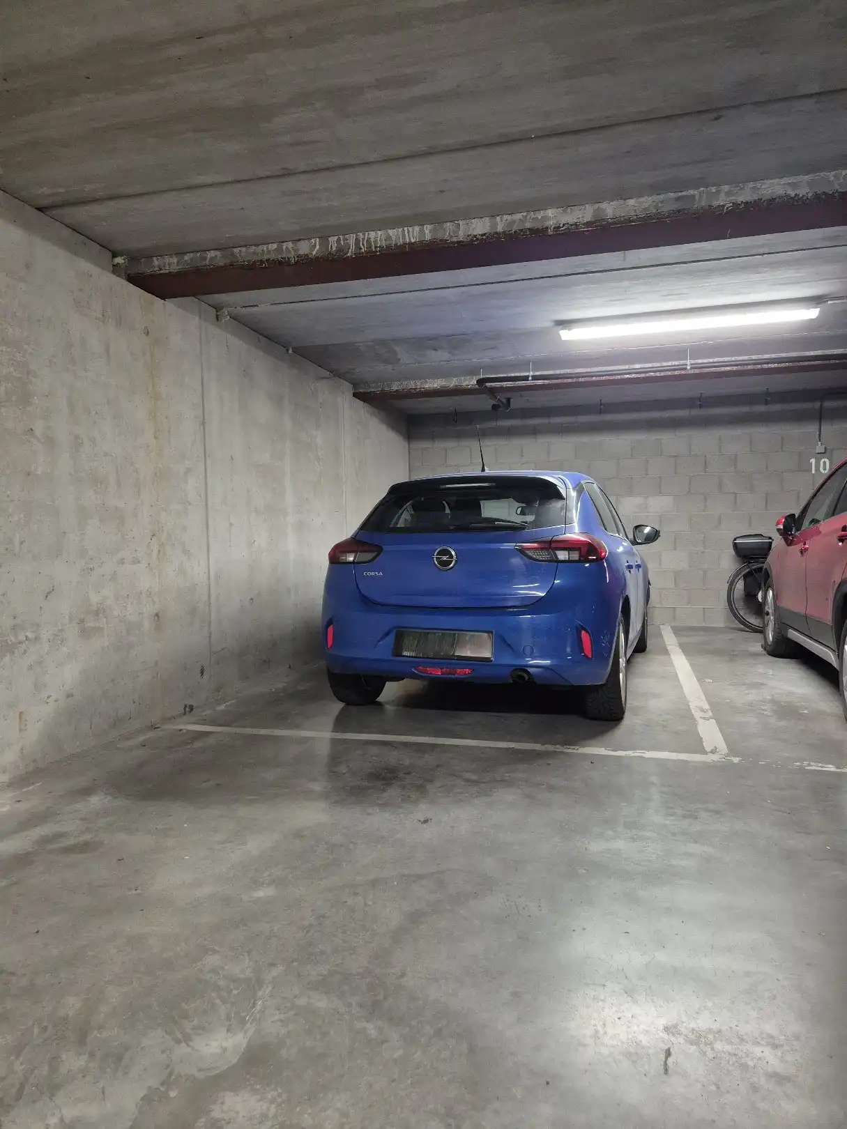 Appartement  met 2 slaapkamers, terras en parkeerplaats foto 12