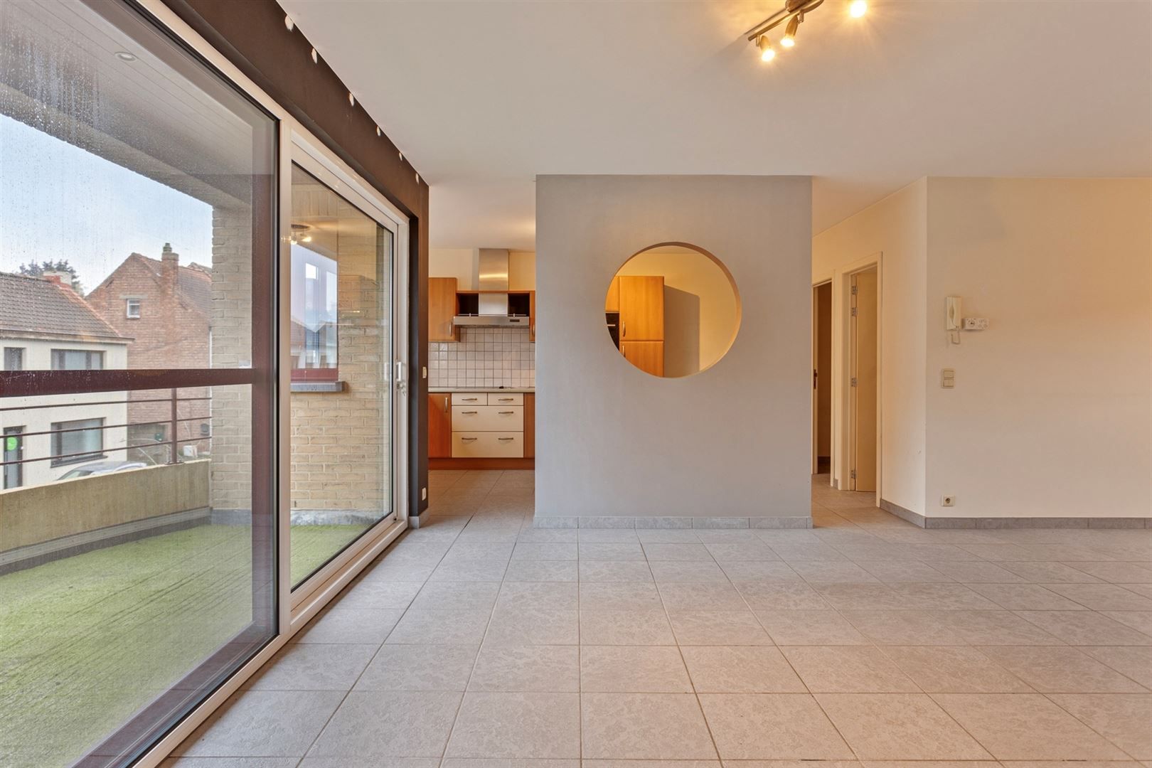 Handelspand (103 m²) met woonst met 3 slaapkamers (169 m²) foto 15