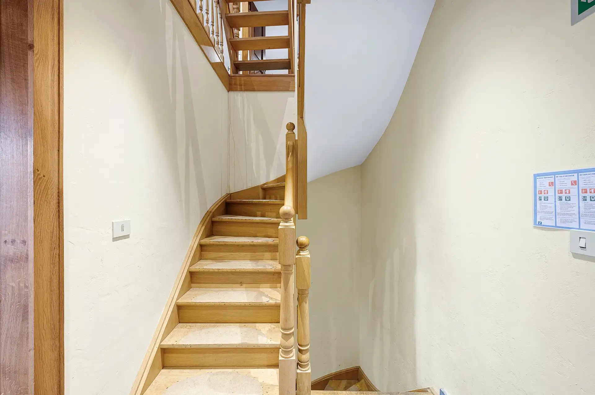 Historisch, uitzonderlijke woning met ongekend potentieel te Damme foto 31