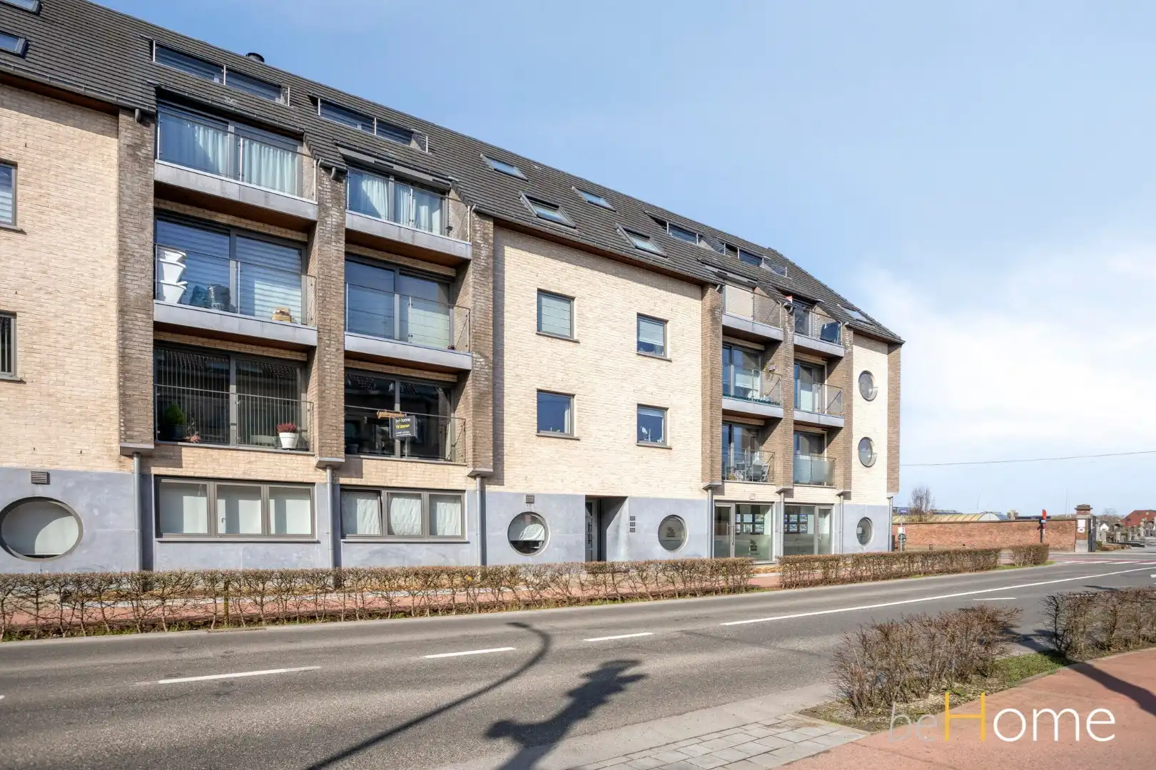 Lichtrijk 2-slaapkamerappartement met groot terras op de 1ste verdieping foto 28