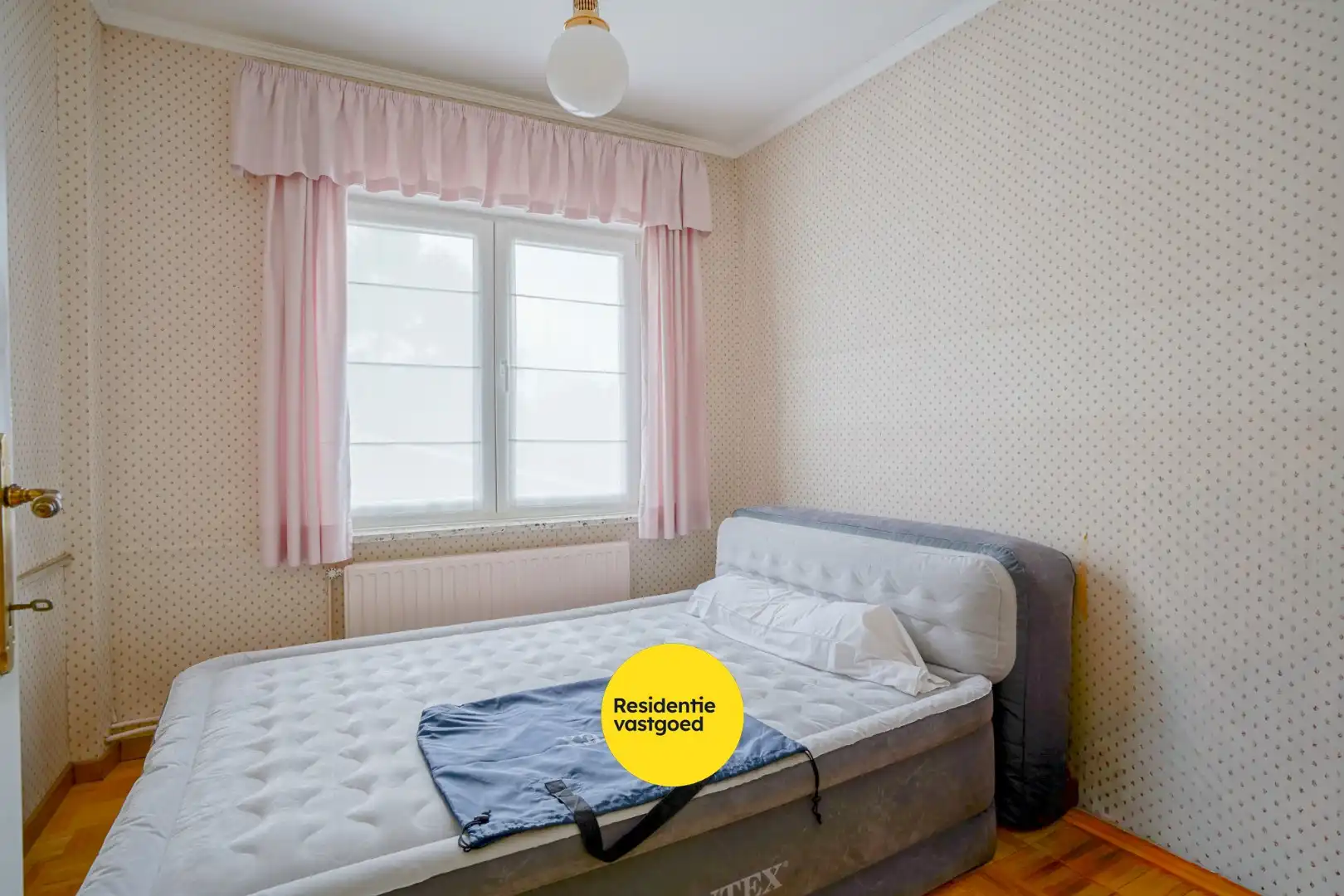 Halfopen bebouwing met 3 slaapkamers, garage en tuin in Sint-Idesbald foto 12