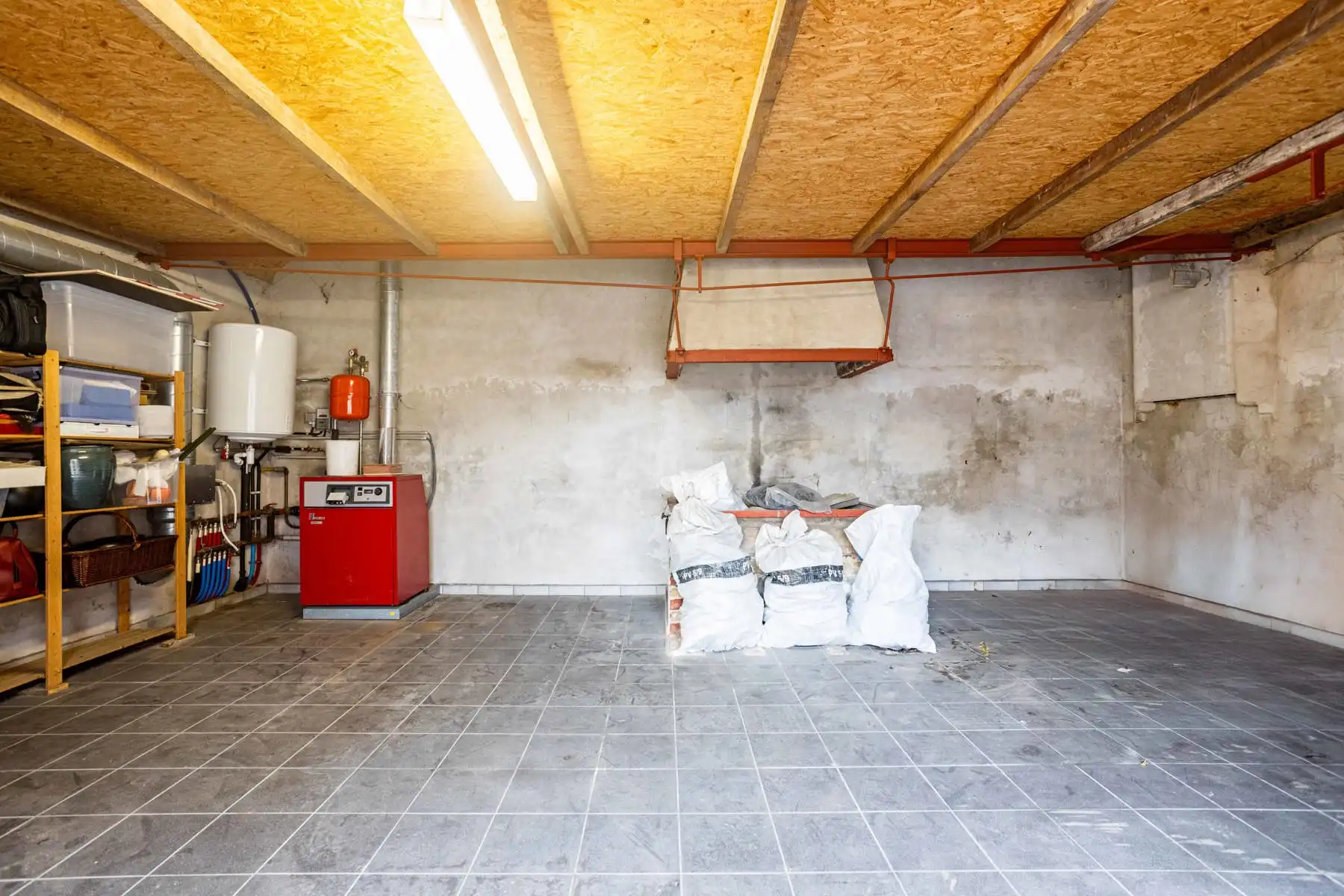 Polyvalente woning met tuin:  momenteel 2 appartementen garage en groot magazijn! foto 41