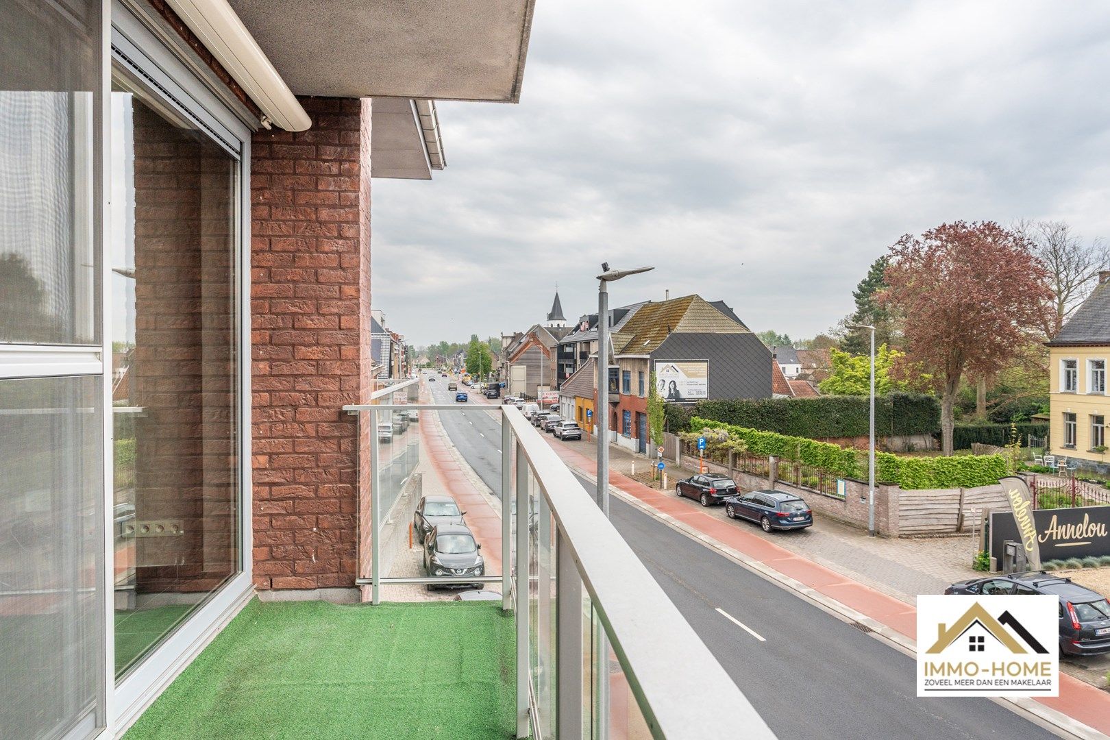 Instapklaar appartement op topligging!  foto 8
