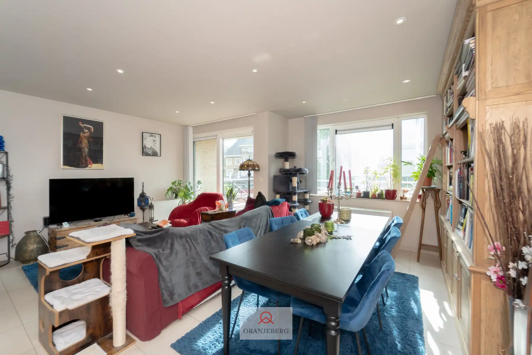 Gelijkvloers 3 slpk appartement met groot terras vlakbij Station foto 7