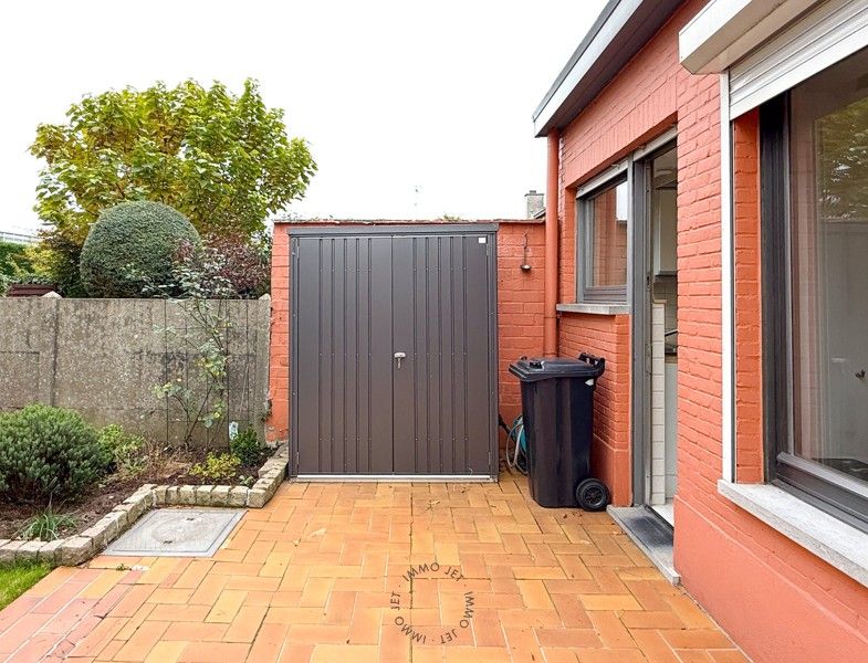 Charmante woning met 3 slaapkamers, garage en tuin op gunstige locatie in Zwijndrecht foto 19