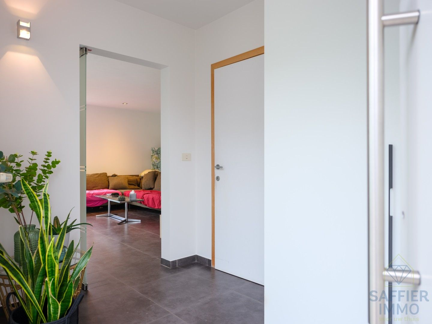 Recente en ruime woning te Kuurne foto 3