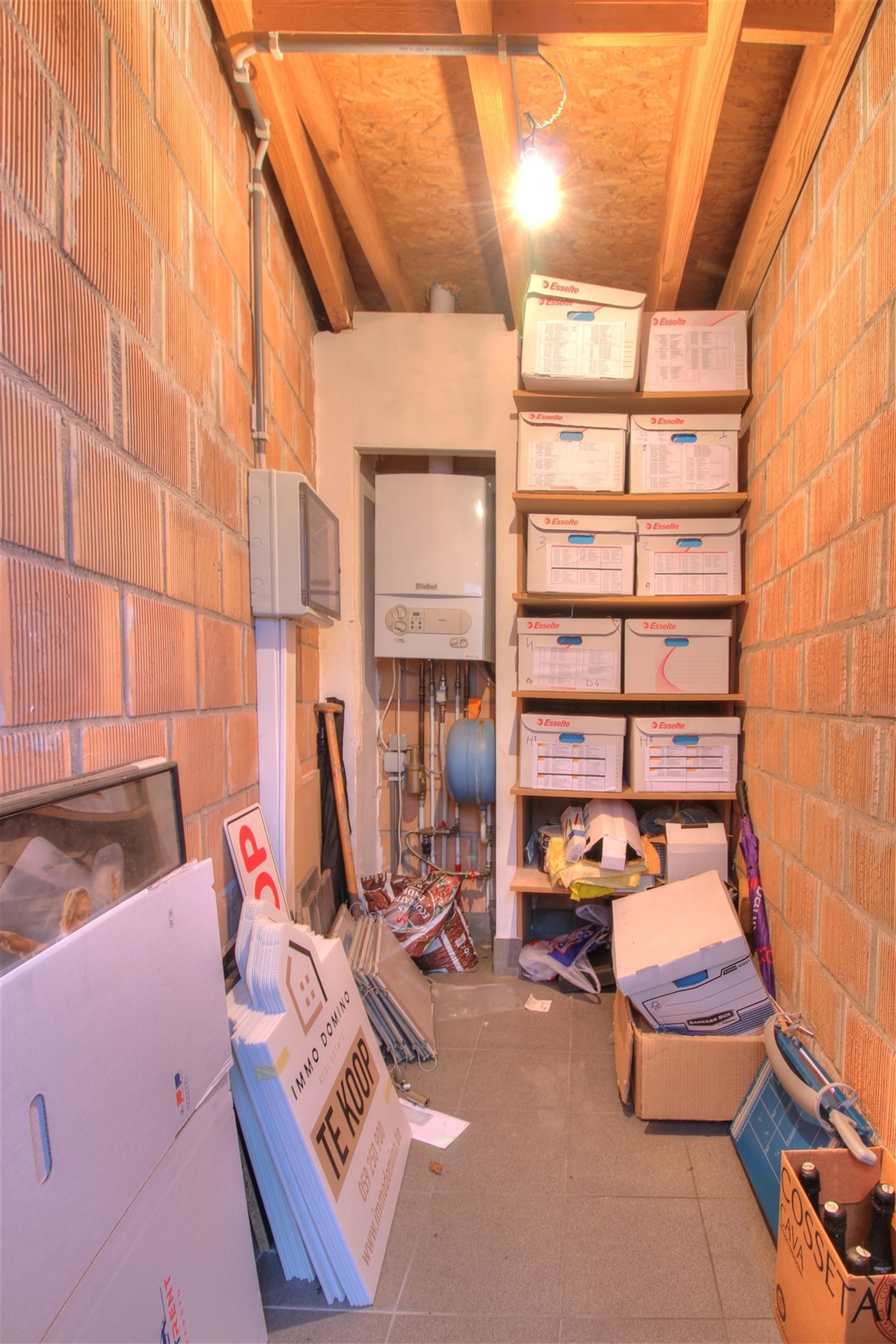 Zeer commercieel gelegen modern kantoor/handelsgelijkvloers foto 14