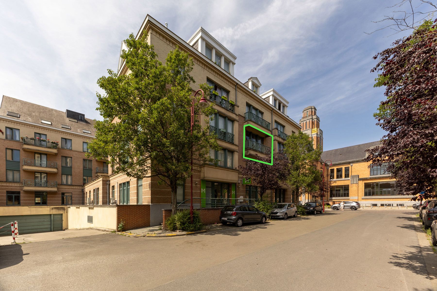 Gunstig gelegen appartement met staanplaats foto {{pictureIndex}}