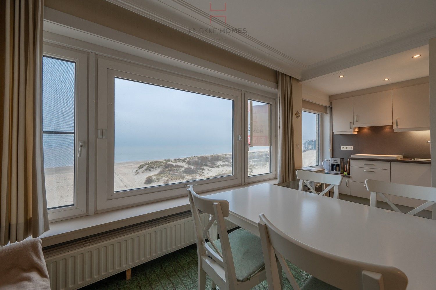 Vakantieappartement met frontaal zicht op zee en twee slaapkamers foto 7