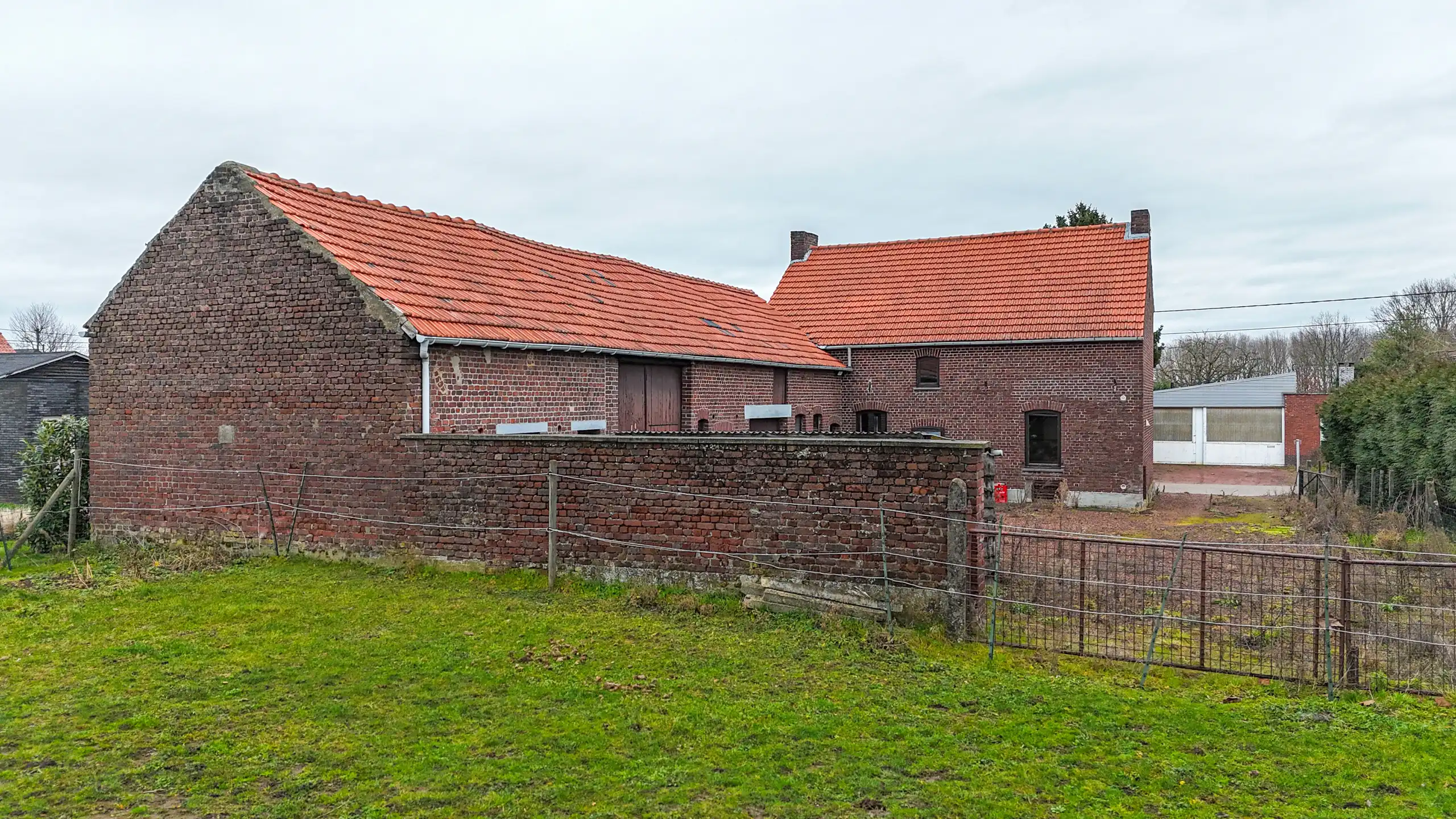 Landelijk gelegen te renoveren hoeve op ruim perceel! foto 33